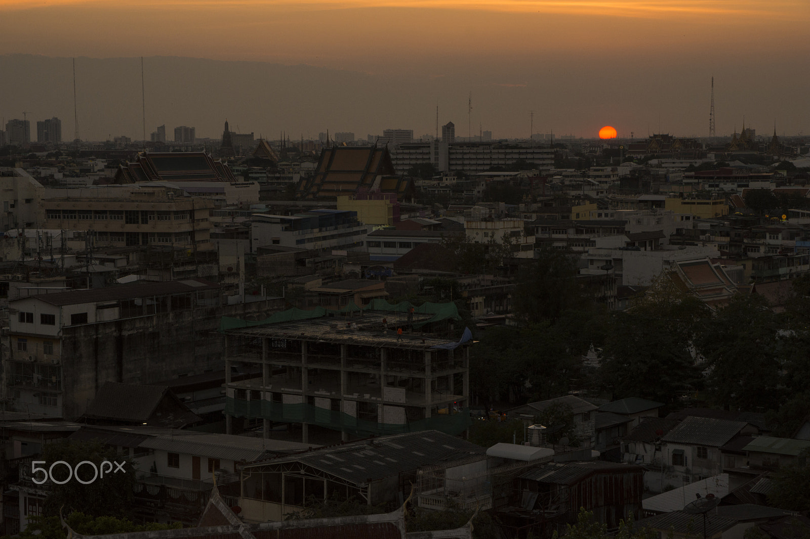 Sigma 17-70mm F2.8-4 DC Macro OS HSM | C sample photo. Twilight photography