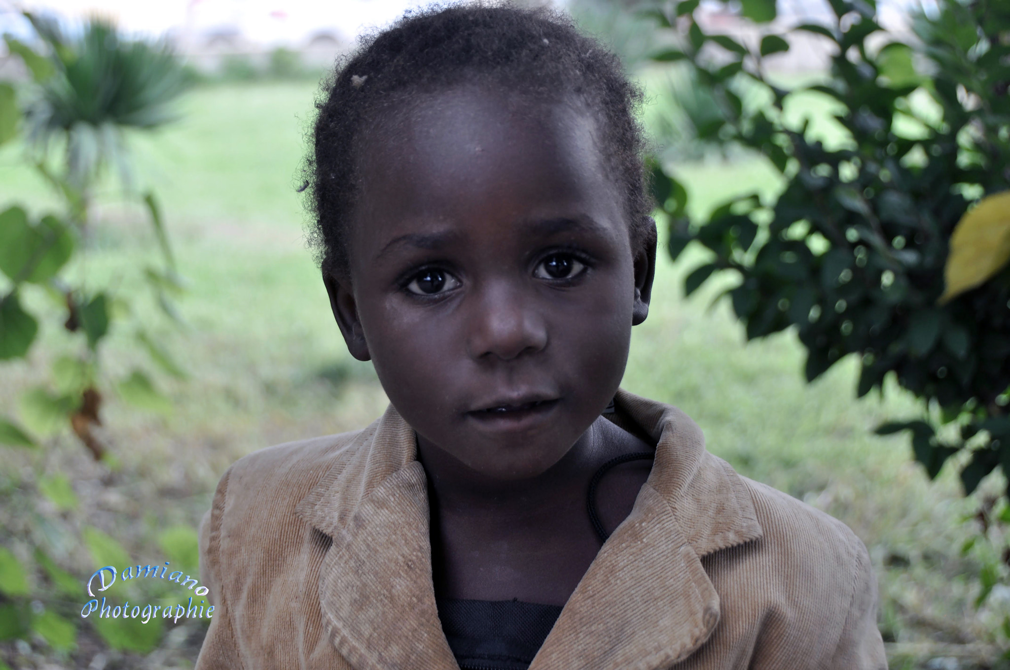 Nikon AF Nikkor 28mm F2.8D sample photo. Enfant photography