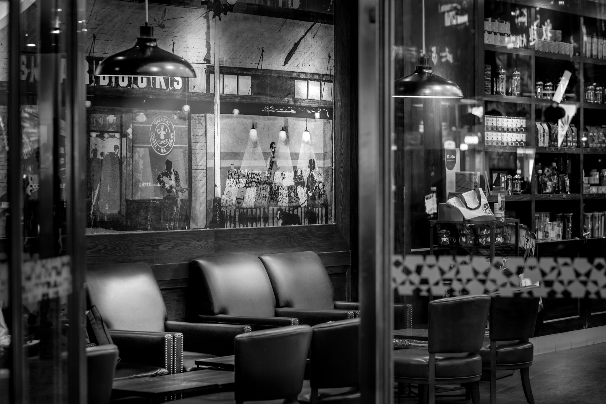 Canon EF 100mm F2.0 USM sample photo. Bar photography