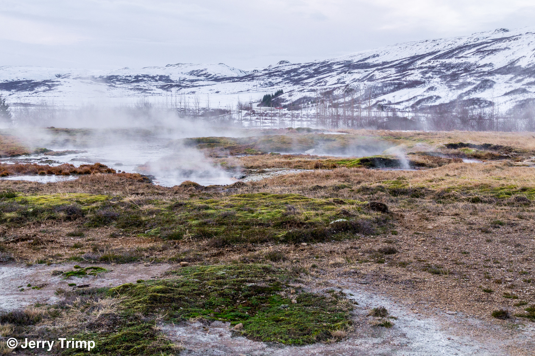 Sigma DC 18-125mm F4-5,6 D sample photo. Small geryser at geysir national parc photography