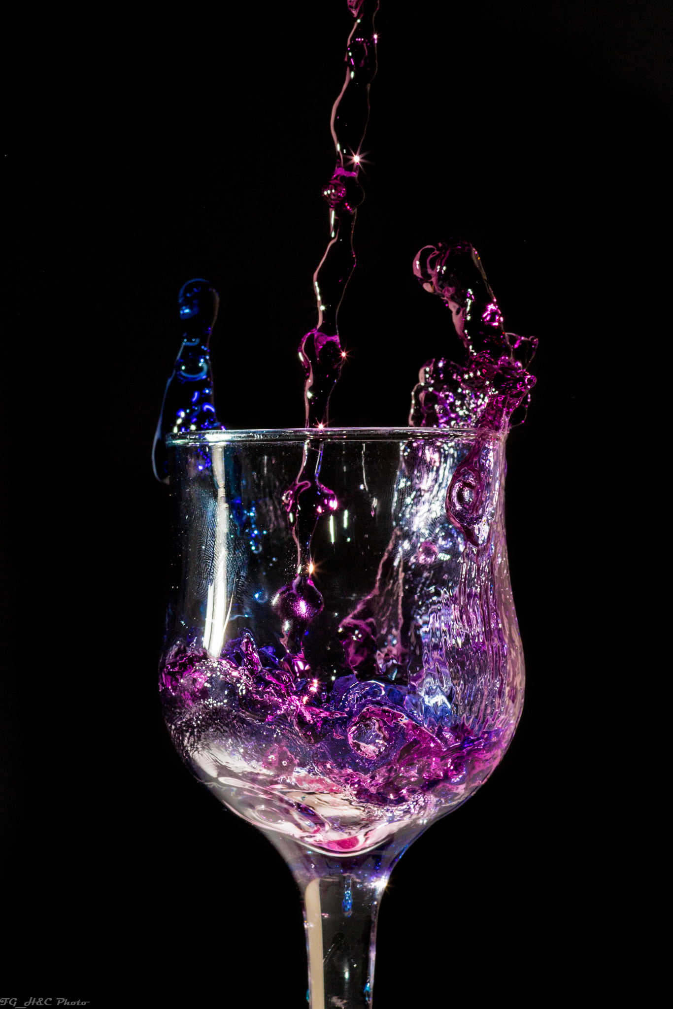 Canon EF 100mm F2.8 Macro USM sample photo. Splash photography