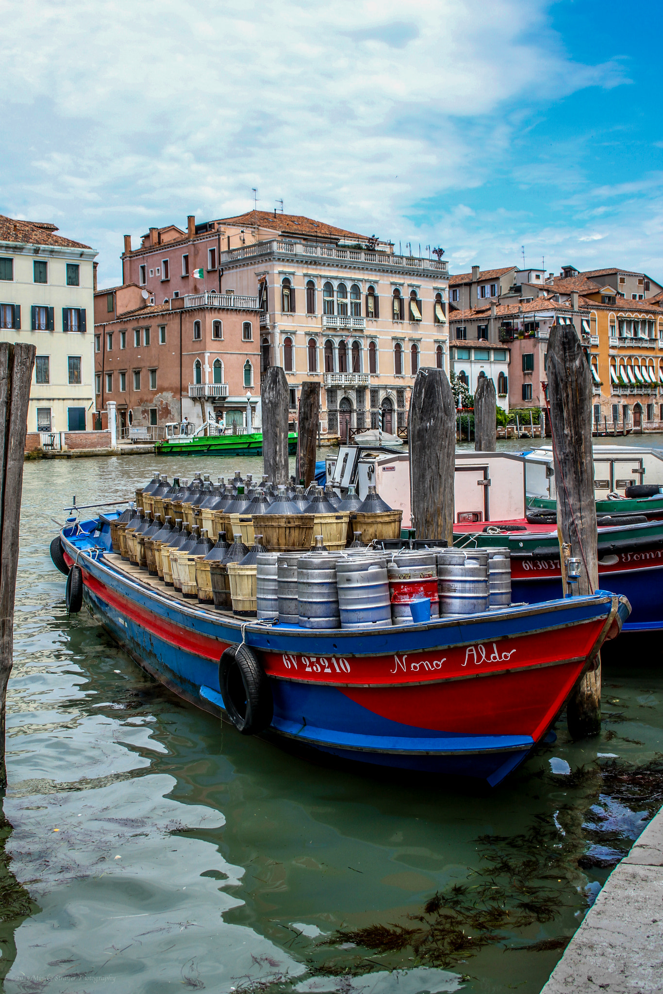 Canon EF-S 18-55mm F3.5-5.6 sample photo. Italy photography