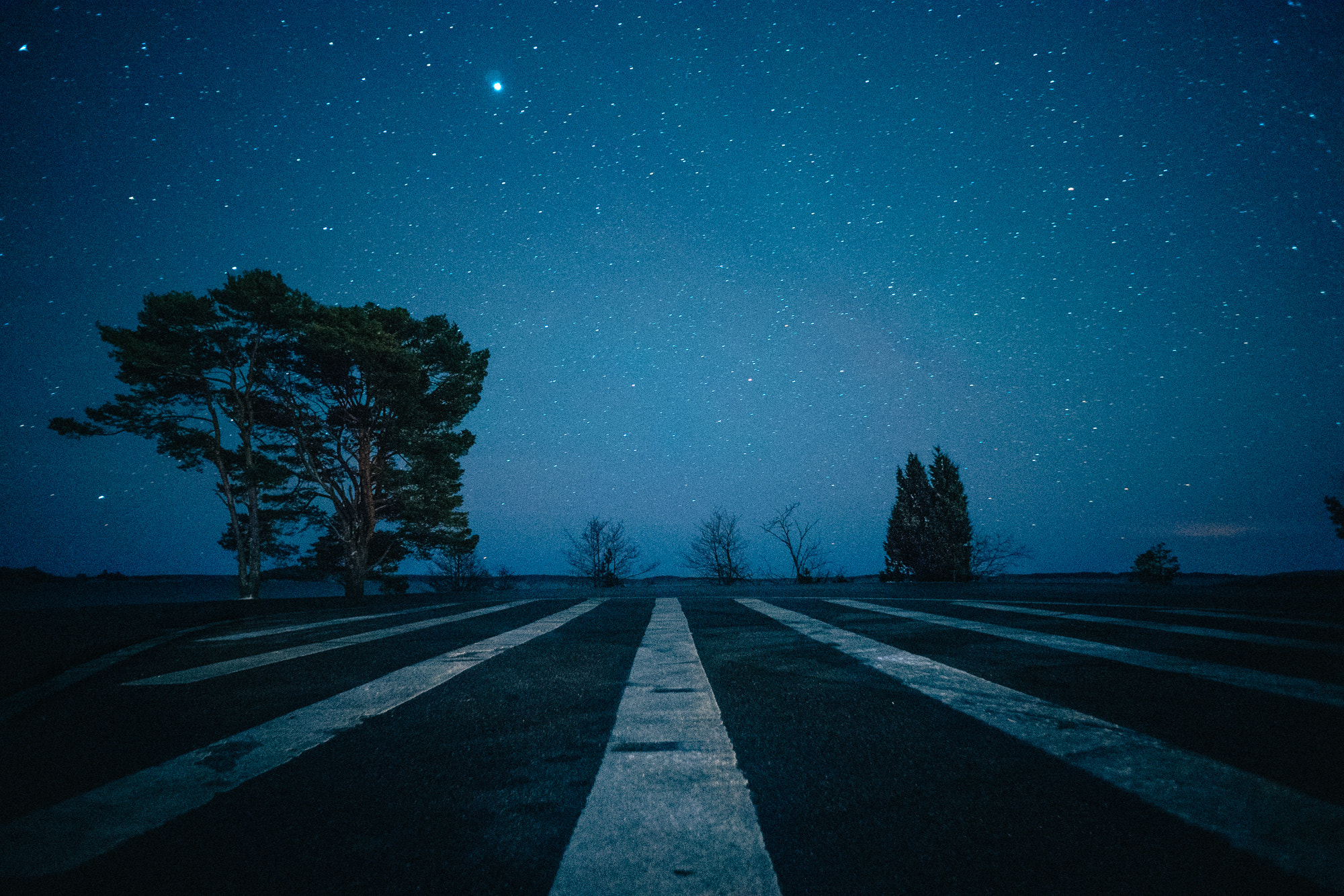 Sony a7 + Sony E 16mm F2.8 sample photo. Stars and stripes photography