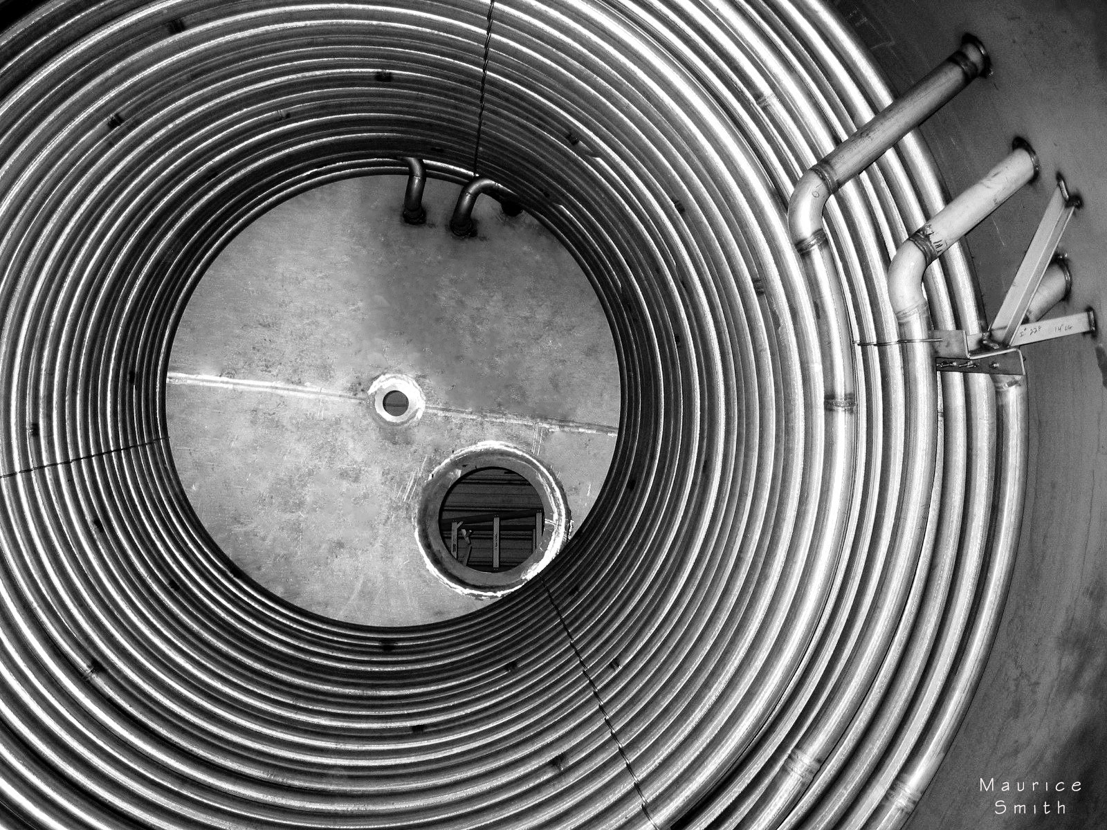 Canon POWERSHOT S40 sample photo. Coil photography