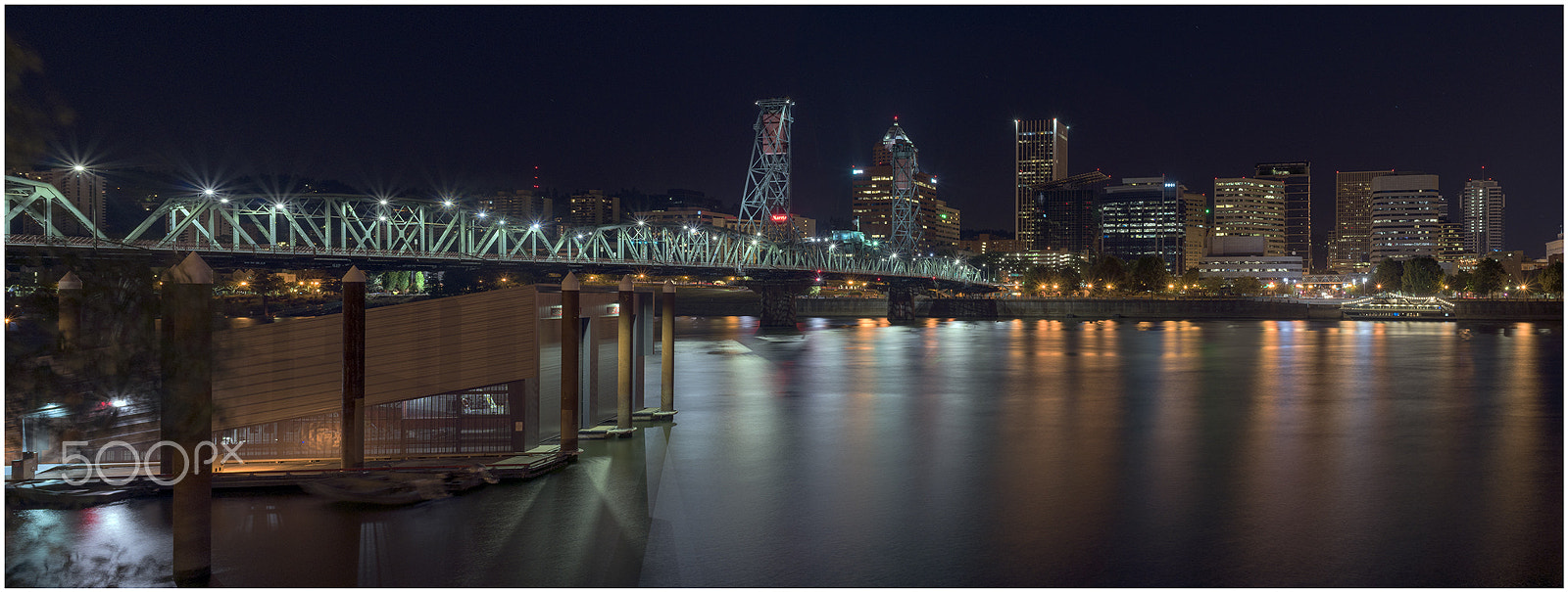 AF-S Nikkor 35mm f/1.8G sample photo. Eastbank esplanade panorama photography