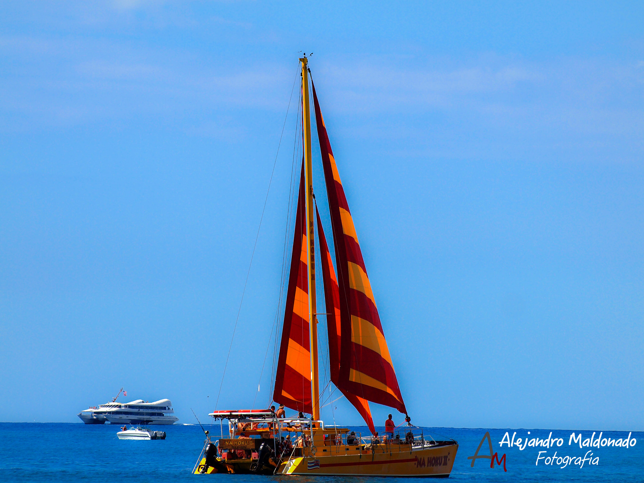Olympus E-30 sample photo. It`s real, we love sea. photography