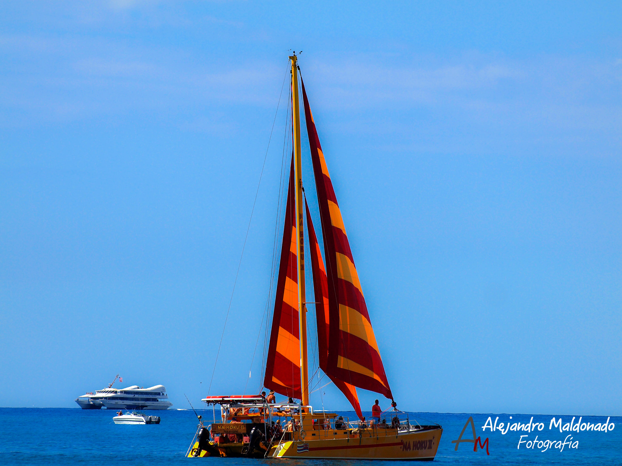 Olympus E-30 + Olympus Zuiko Digital ED 70-300mm F4.0-5.6 sample photo. It`s real, we love sea. photography