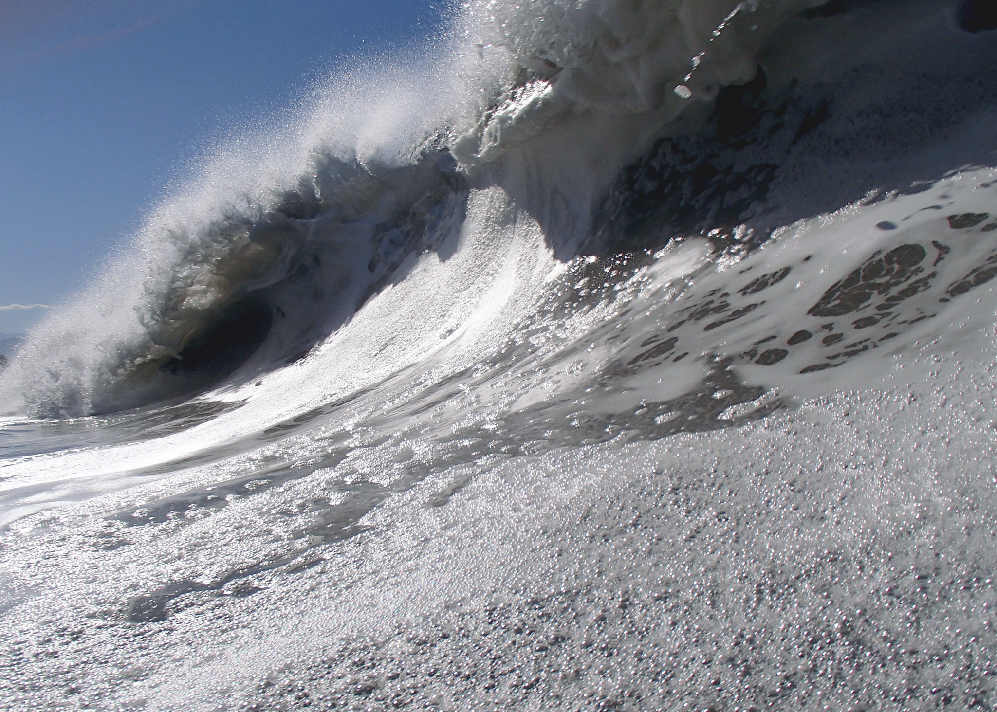 Olympus TG-820 sample photo. Ocean wave photography