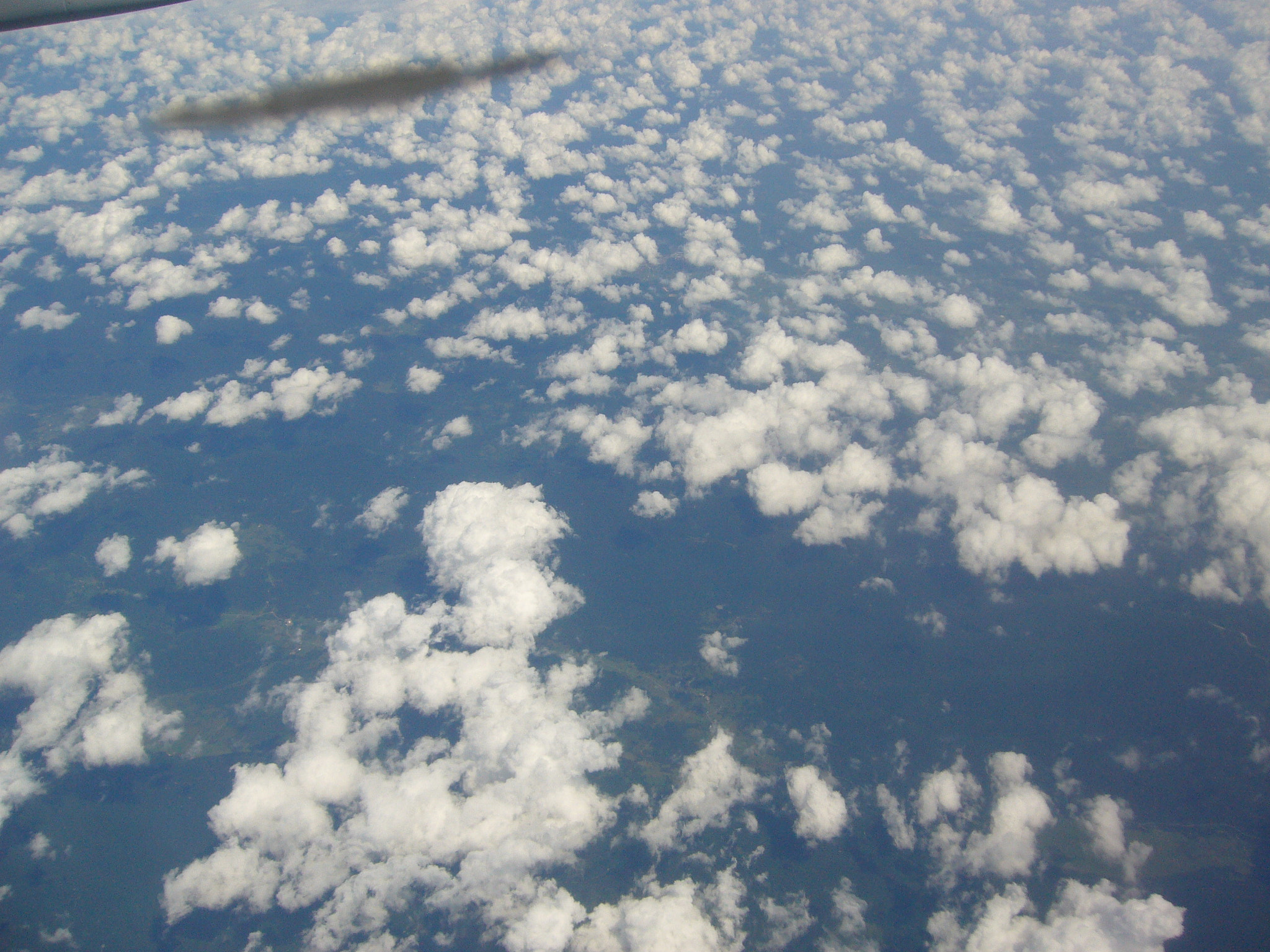 Panasonic DMC-LS3 sample photo. Above the clouds photography