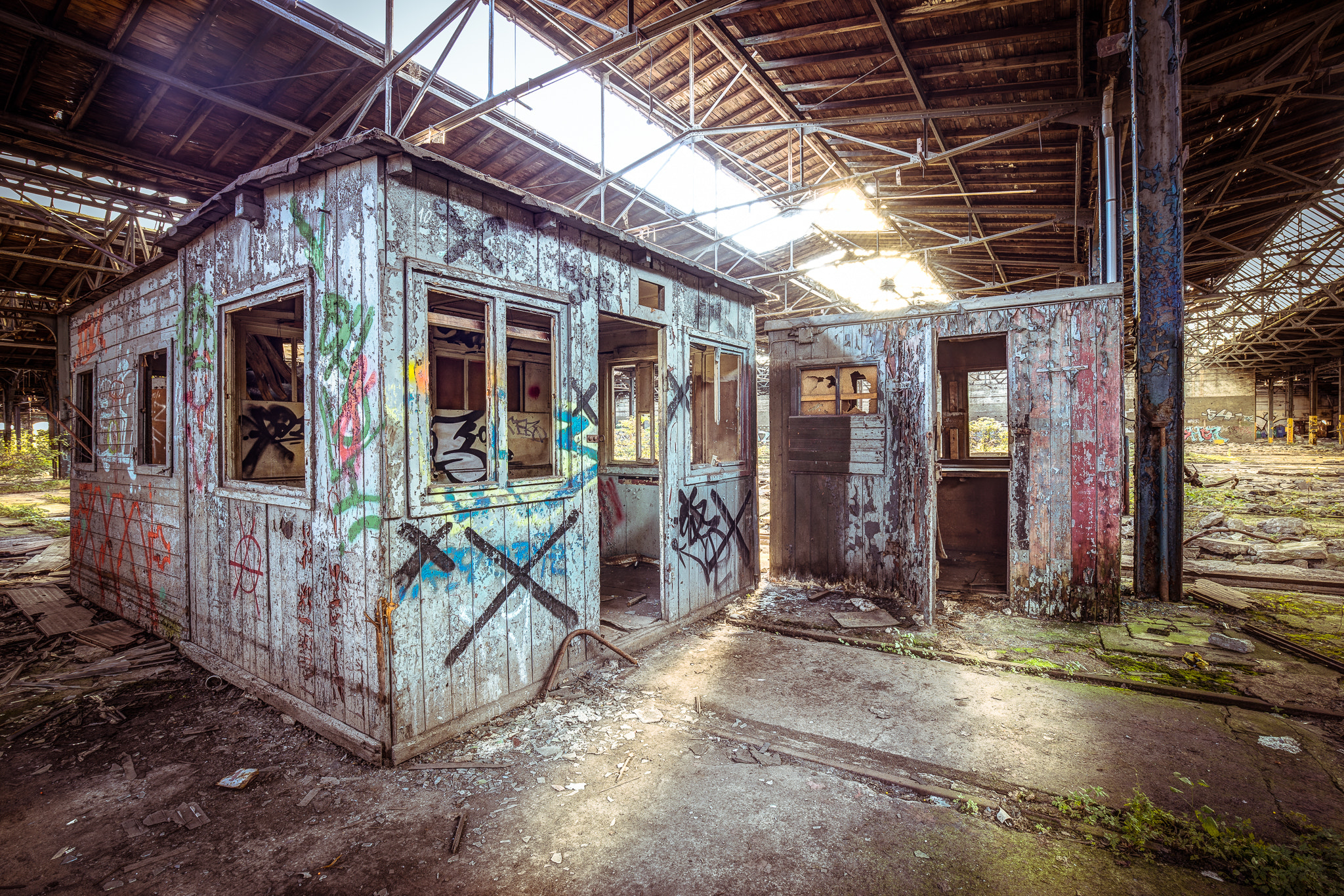 Sony a7 II + Canon EF 16-35mm F4L IS USM sample photo. The lost hut photography