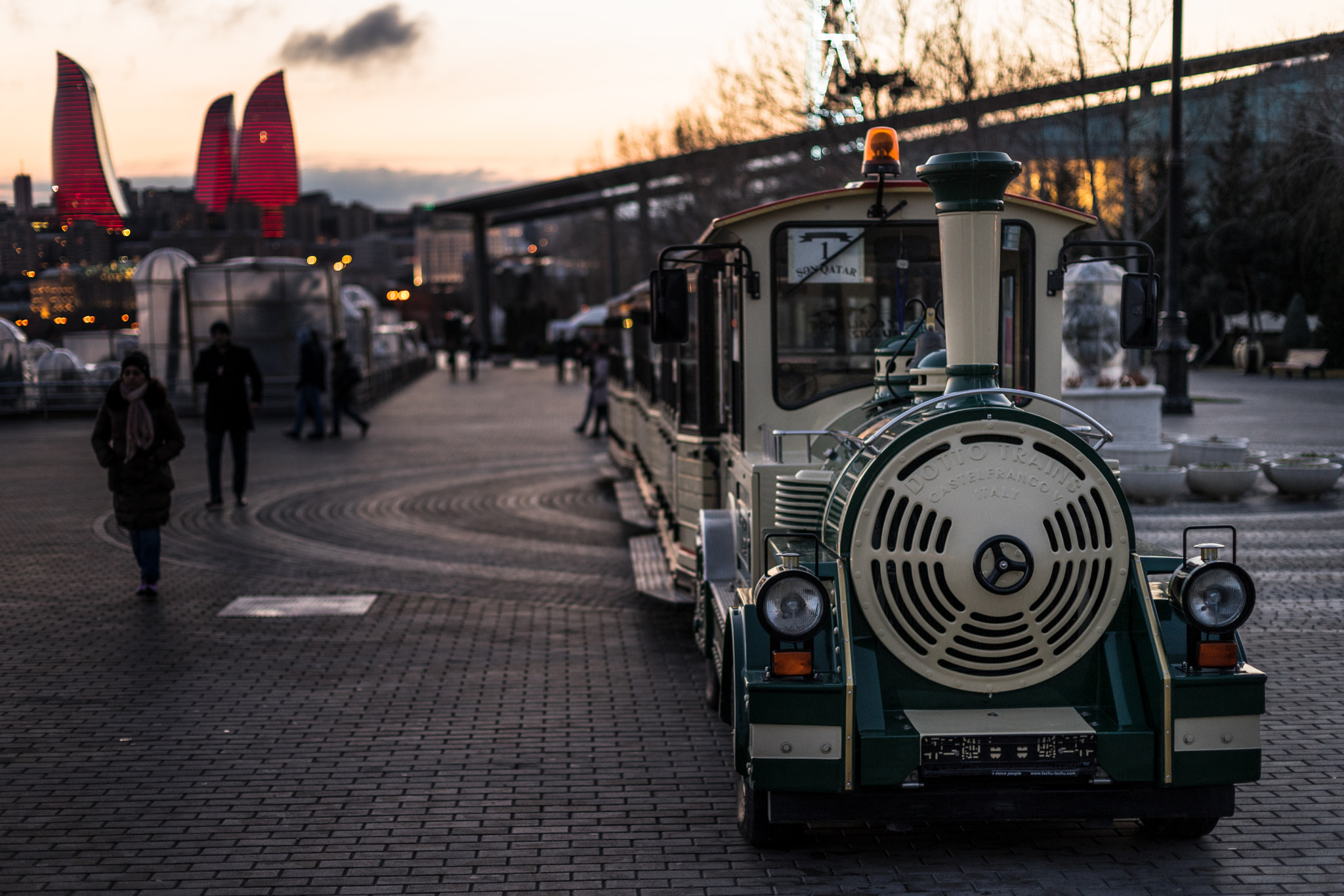 Sony a7 II + Sony 50mm F1.4 sample photo. Lil' train photography