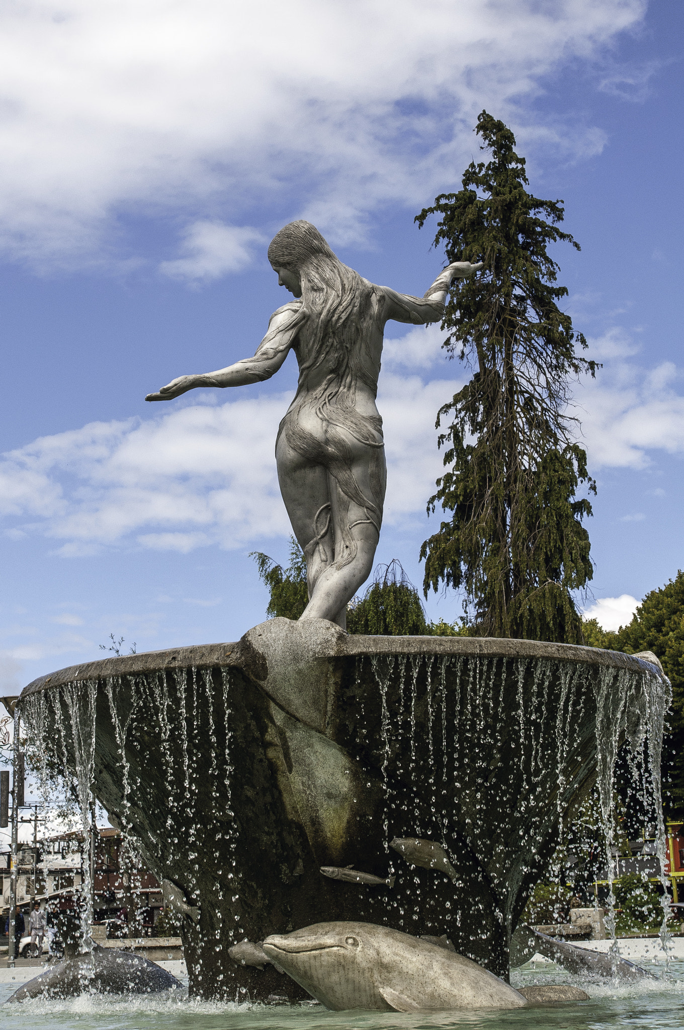 Nikon AF-S Nikkor 17-35mm F2.8D ED-IF sample photo. I hate pictures of statues... i do photography