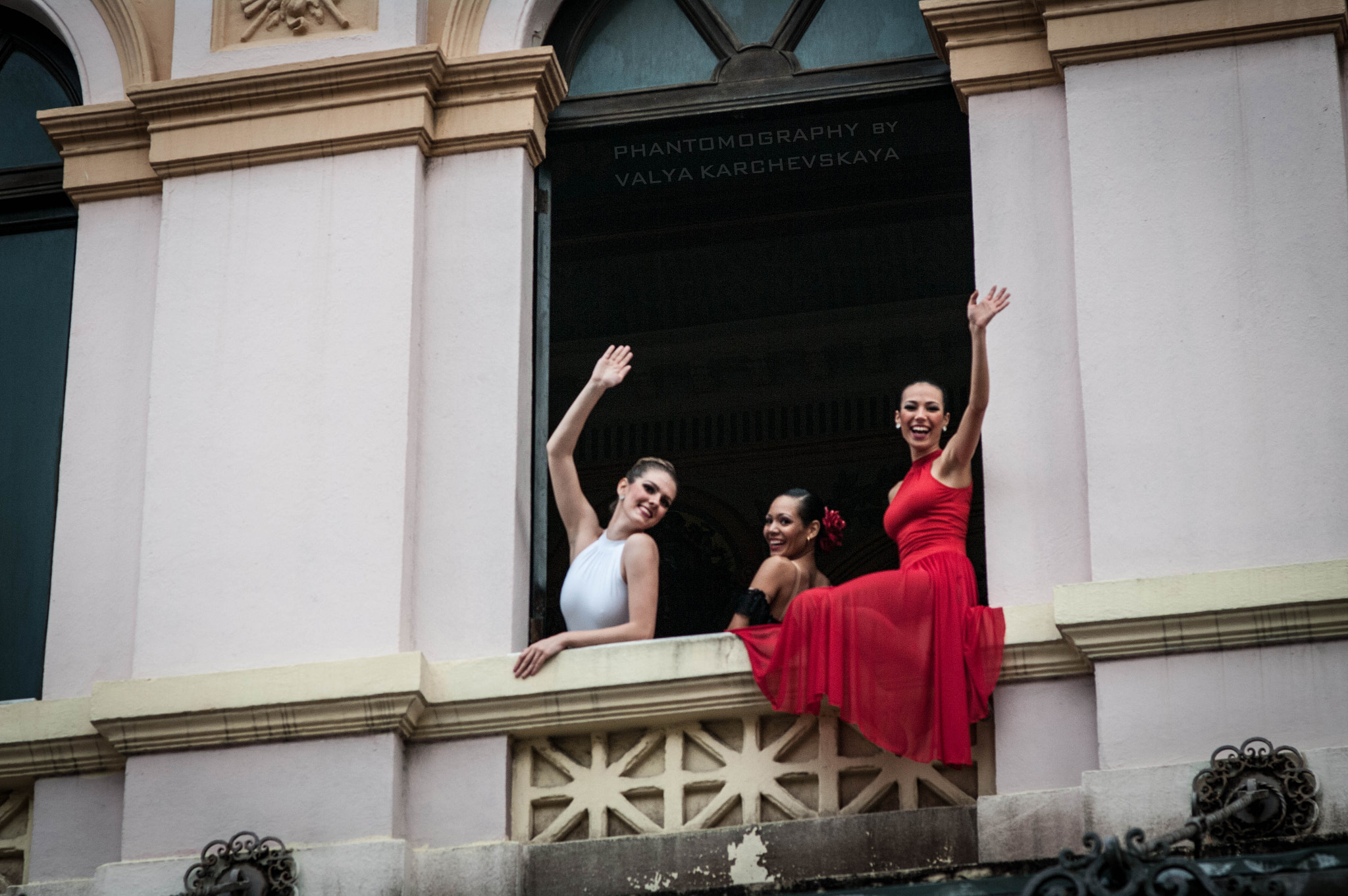 Pentax K20D + Pentax smc FA 77mm 1.8 Limited sample photo. Ballerinas photography