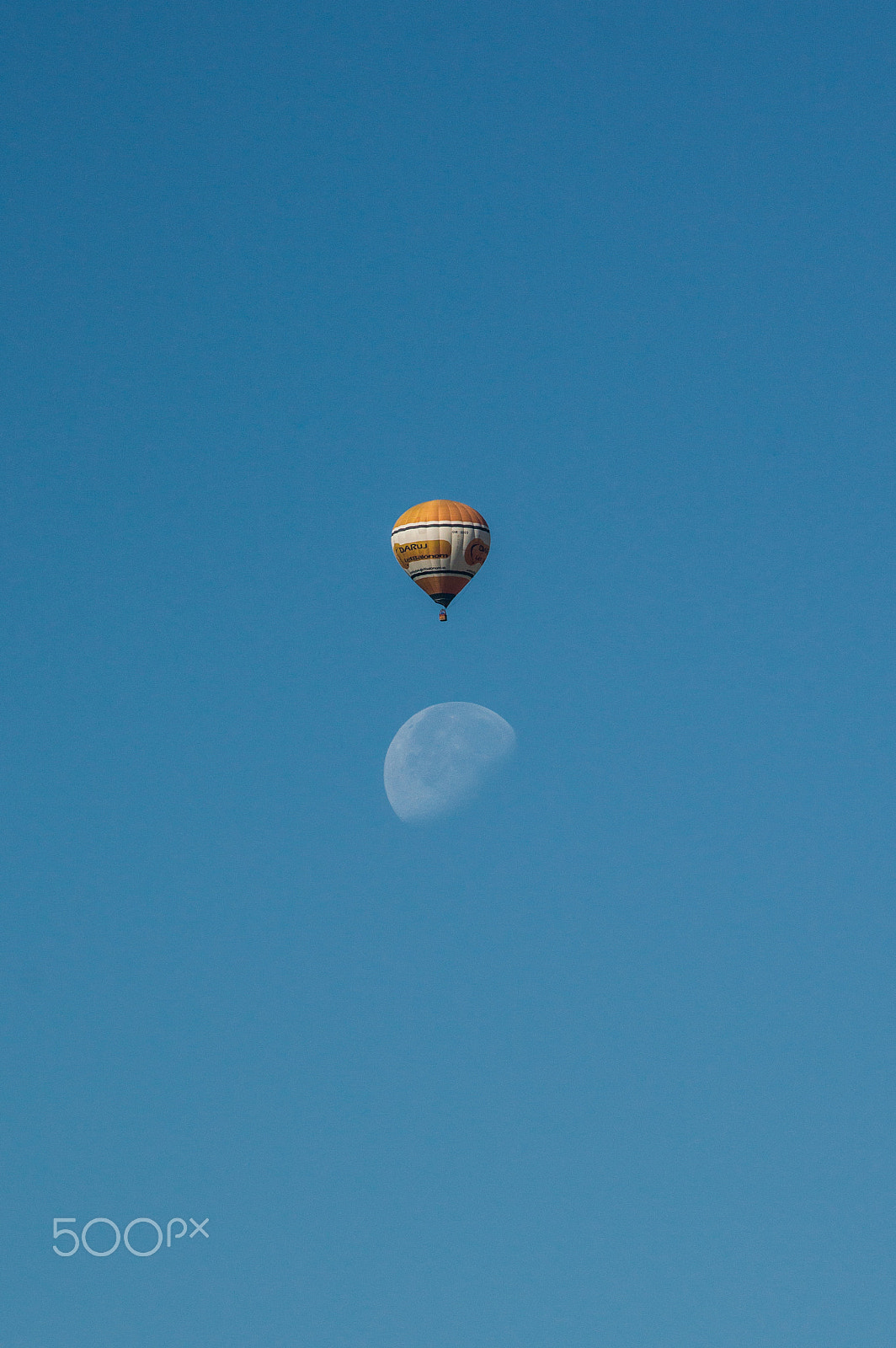 Nikon AF-S Nikkor 70-200mm F2.8G ED VR II sample photo. Moonflight photography
