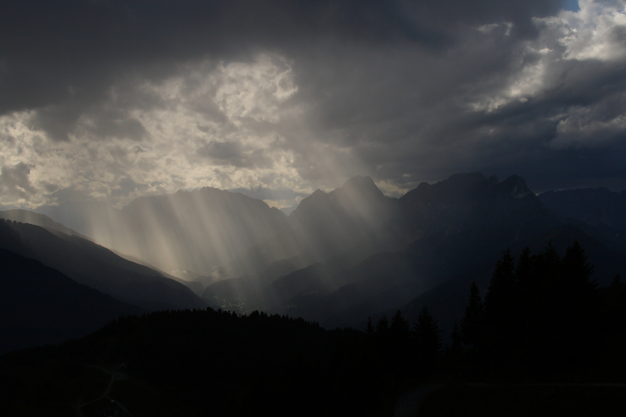 Canon EF 28-135mm F3.5-5.6 IS USM sample photo. From zoncolan after a thunderstorm photography