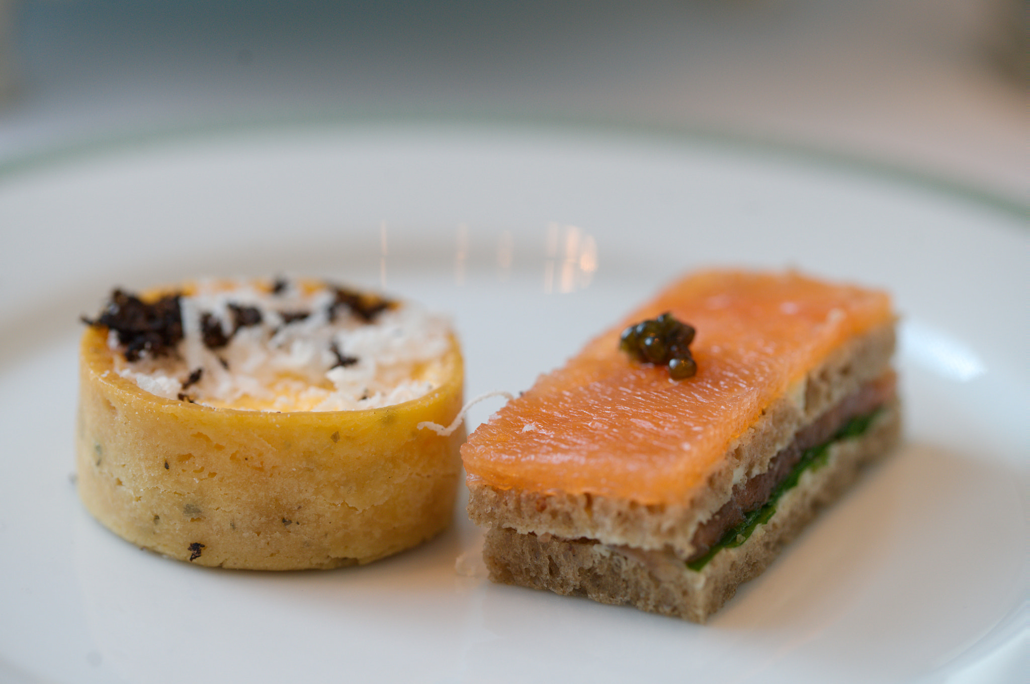 Sony a7R II + Canon EF 100mm F2.8L Macro IS USM sample photo. Aftermoon tea photography