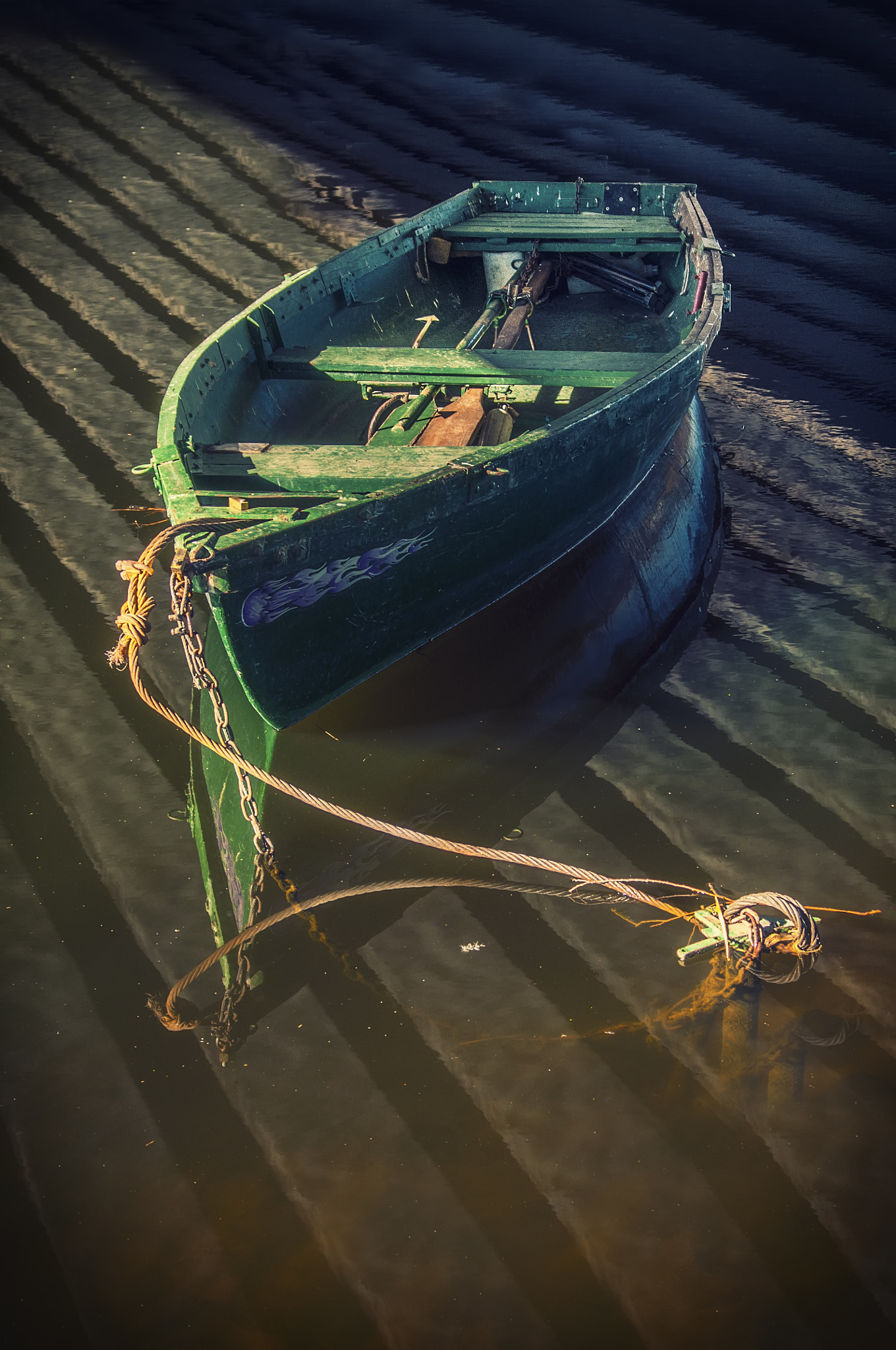 AF Zoom-Nikkor 28-80mm f/3.3-5.6G sample photo. Boat under a bridge photography