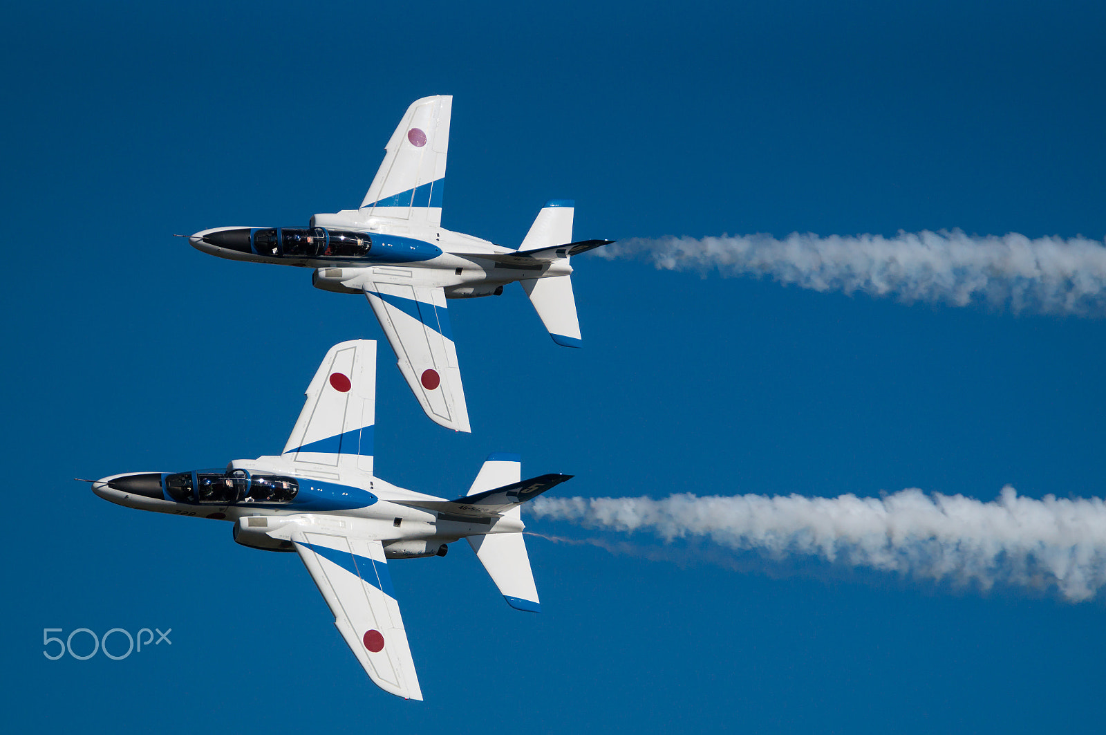 Sony SLT-A57 + Tamron SP 150-600mm F5-6.3 Di VC USD sample photo. Demonstration flights of blue impulse photography