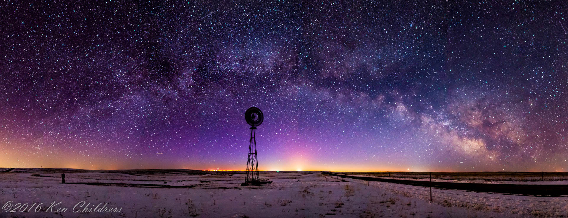 Samyang 12mm F2.8 ED AS NCS Fisheye sample photo. Milky way and windmill photography