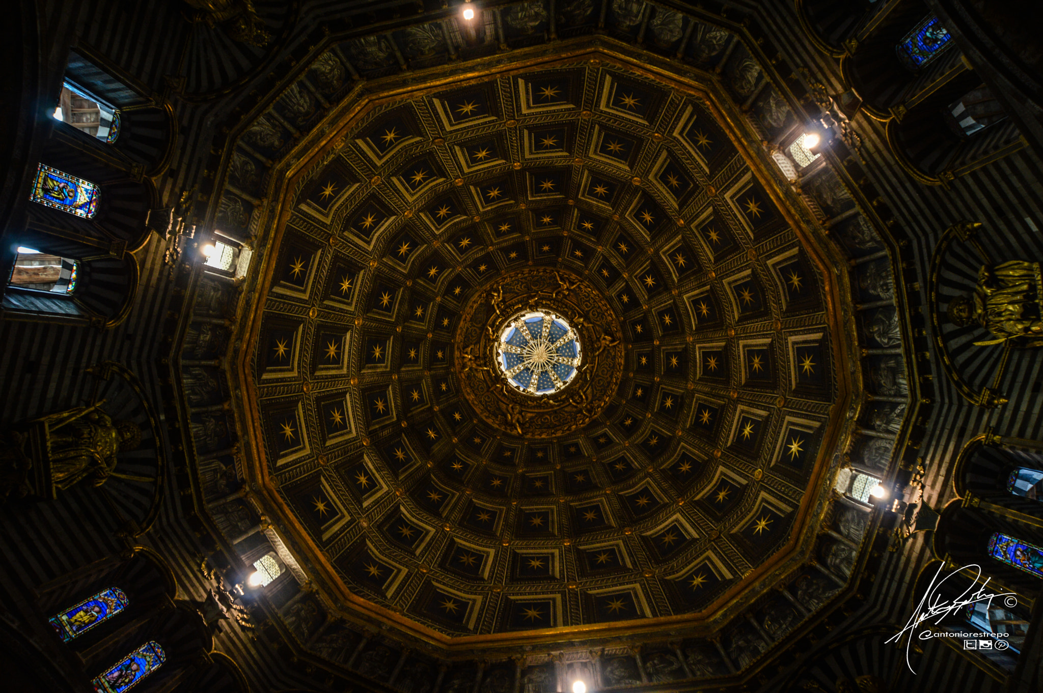 Sigma 18-250mm F3.5-6.3 DC OS HSM sample photo. Cathedral of santa maria assunta photography