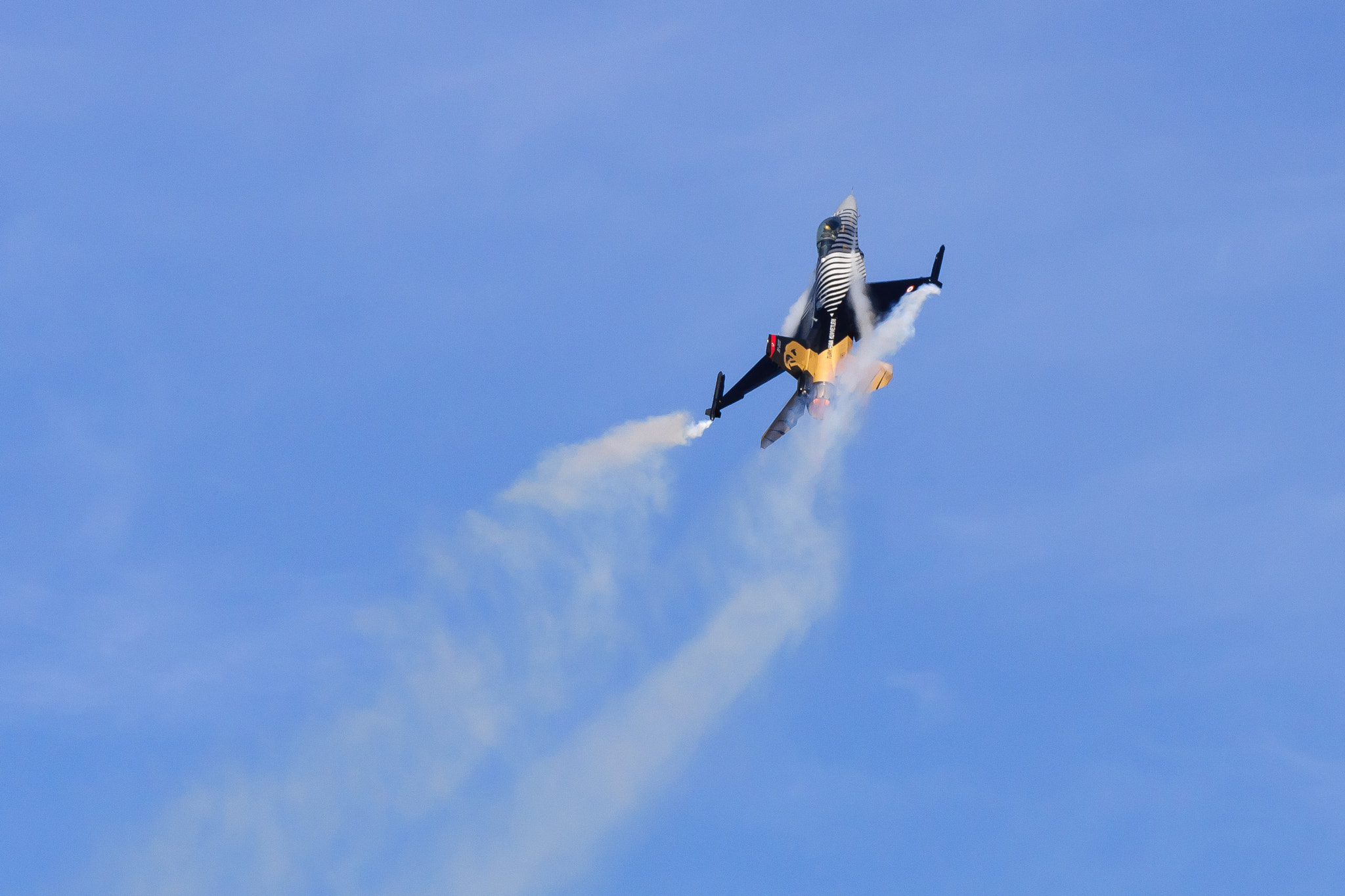 Sony 70-300mm F4.5-5.6 G SSM sample photo. Turkish f-16 photography