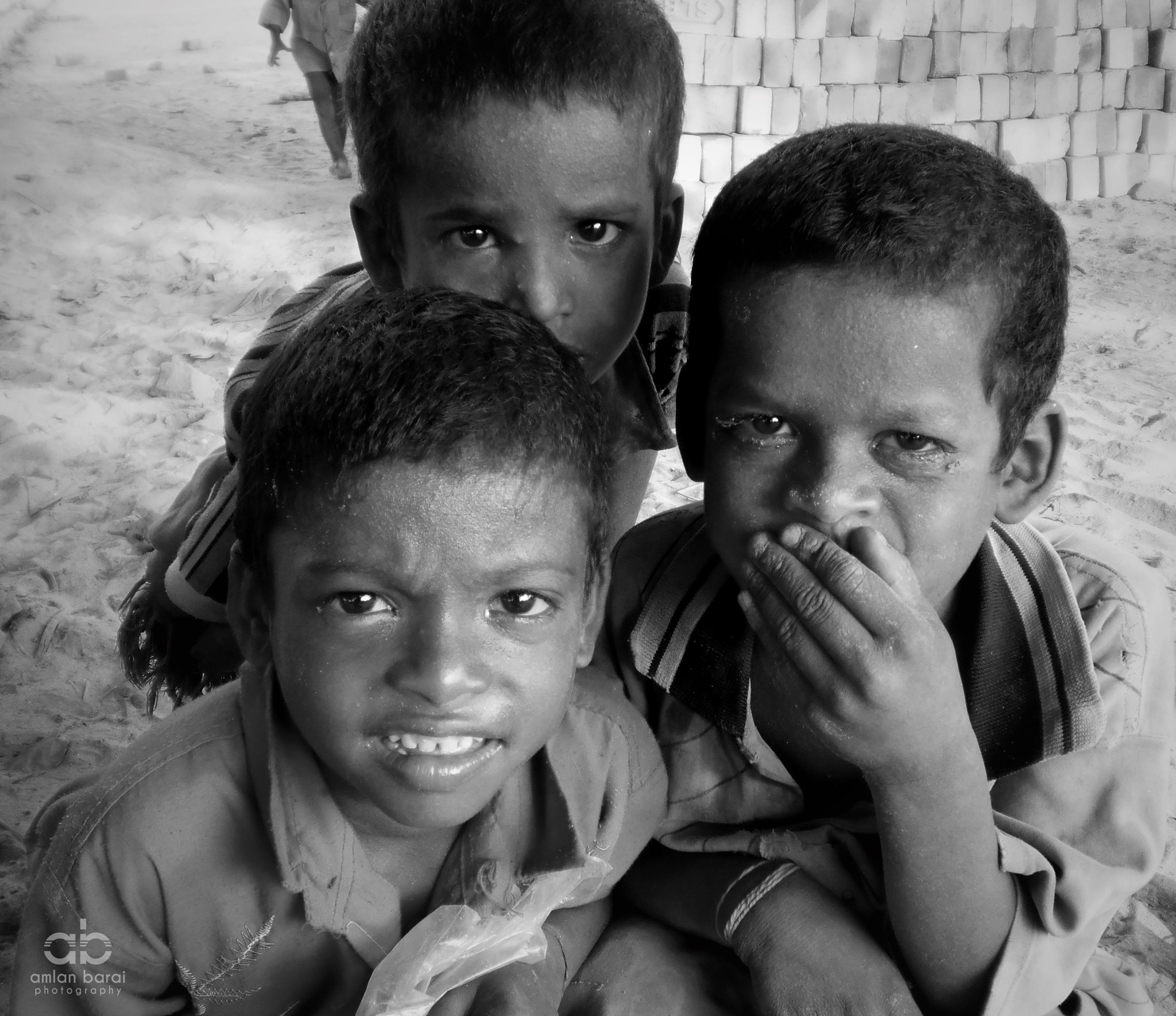 Olympus T105,T100,X36 sample photo. Those curious eyes..... photography