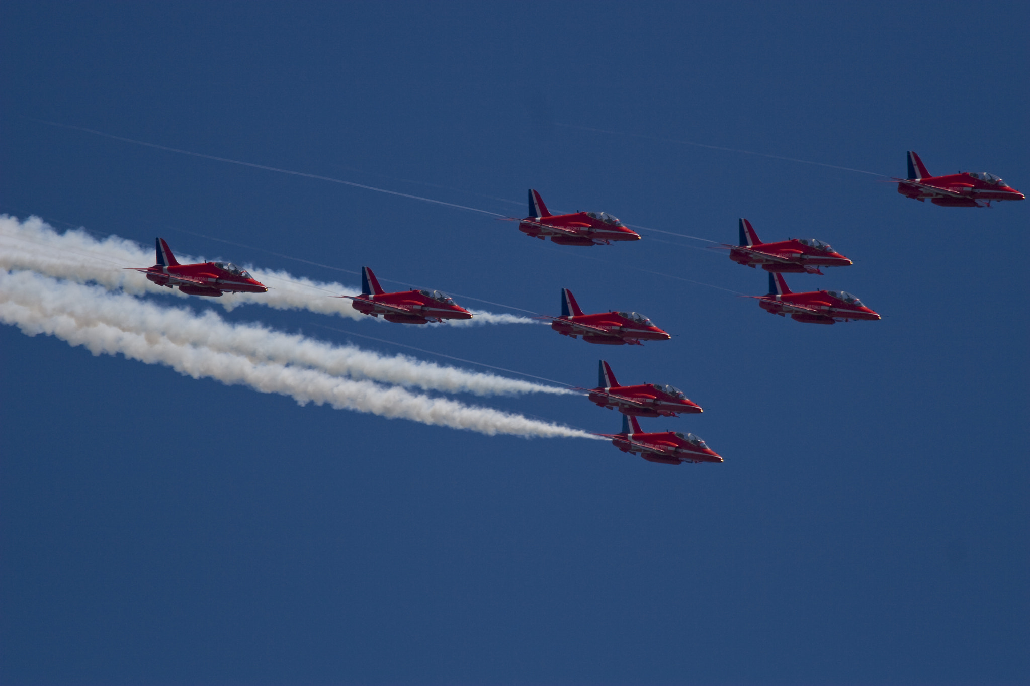 Canon EF 70-200mm F4L USM sample photo. Red arrows photography