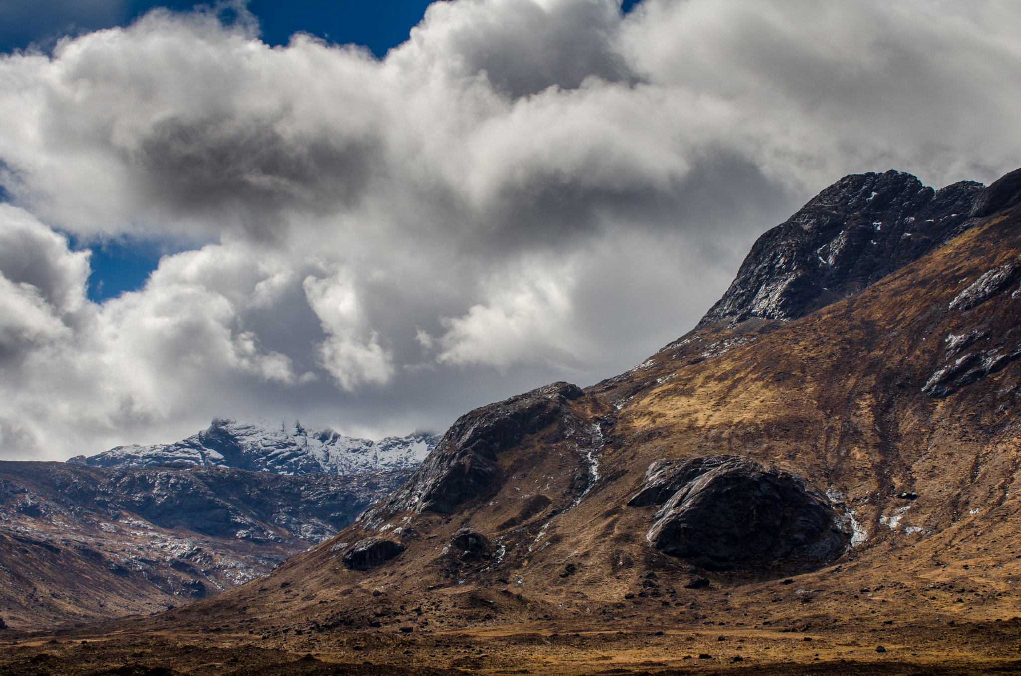 Nikon D7000 + AF Zoom-Nikkor 35-70mm f/2.8 sample photo. Mountain spirit photography