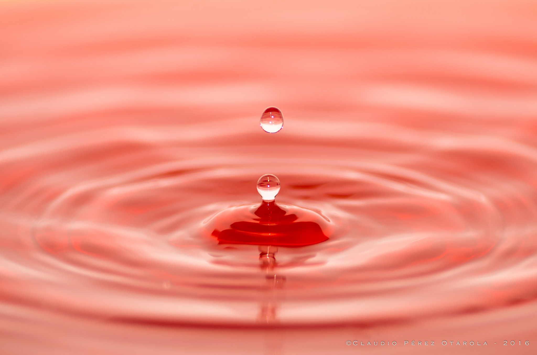 Pentax smc DA* 300mm F4.0 ED (IF) SDM sample photo. Drops of juice photography