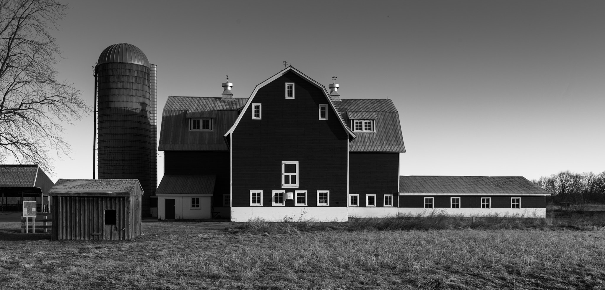 Canon EF 35mm F1.4L USM sample photo. Farm 1 photography