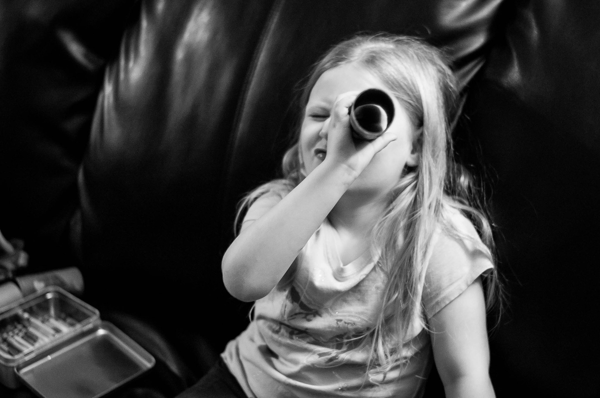 Nikon D50 + Nikon AF-S Nikkor 50mm F1.8G sample photo. I see you!!! photography