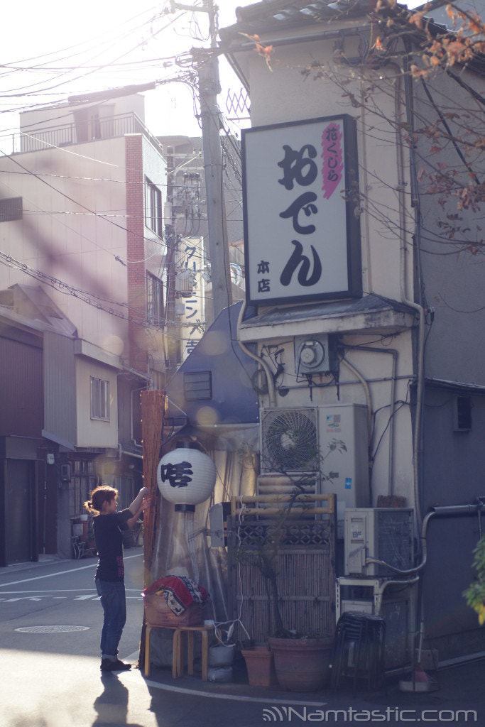 Sony Alpha DSLR-A700 + Sony 50mm F2.8 Macro sample photo. Backlit preparing oden photography