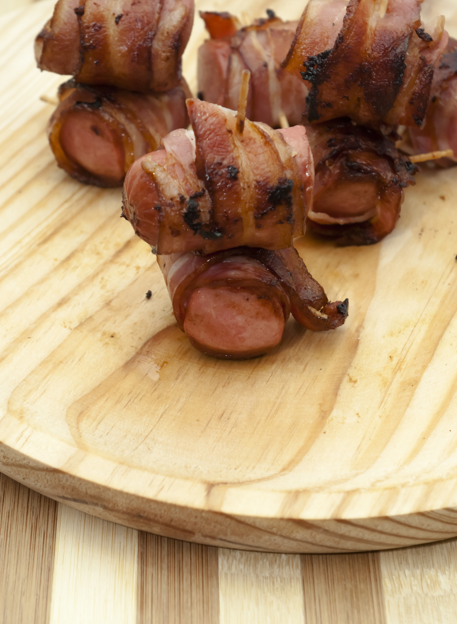 Nikon D200 + Sigma 28-70mm F3.5-4.5 UC sample photo. Deep fried sausages rolled in bacon photography