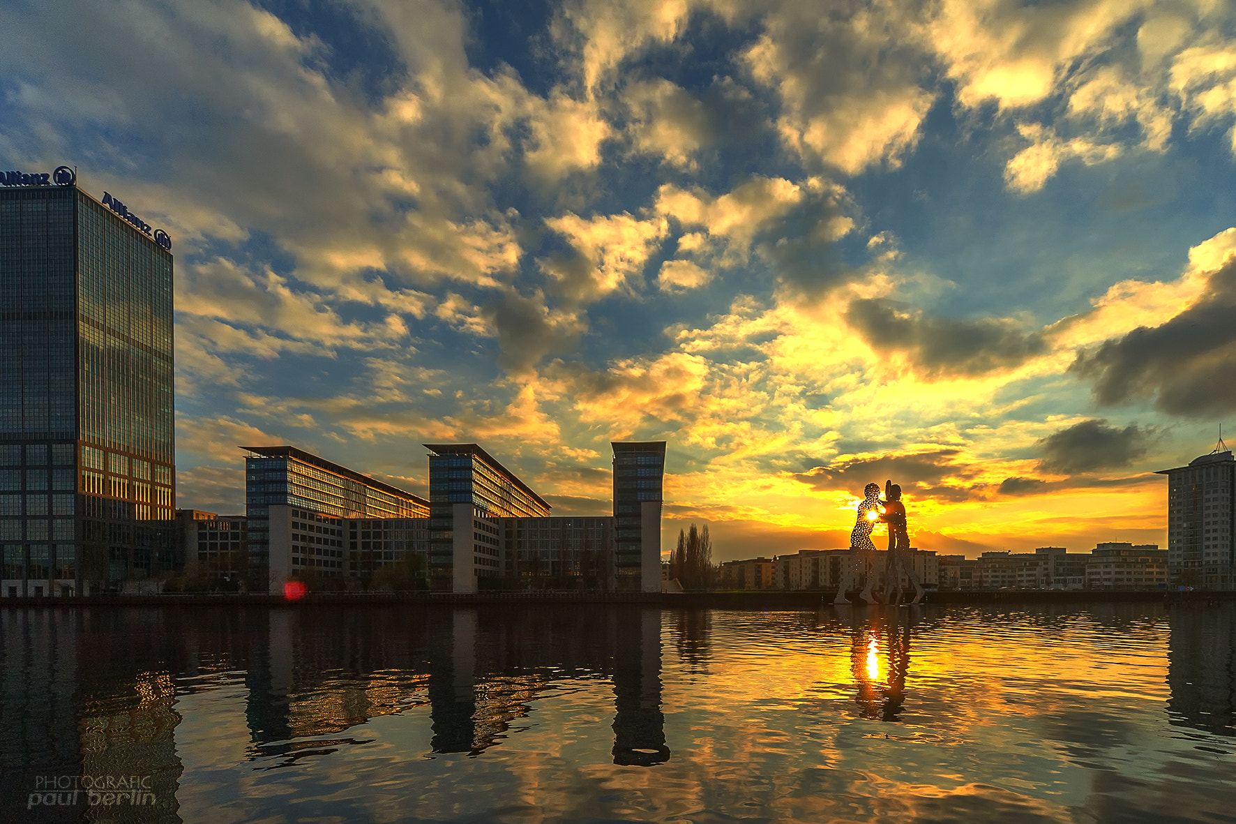 Sigma 12-24mm F4.5-5.6 EX DG Aspherical HSM sample photo. Sunrise over the river spree photography