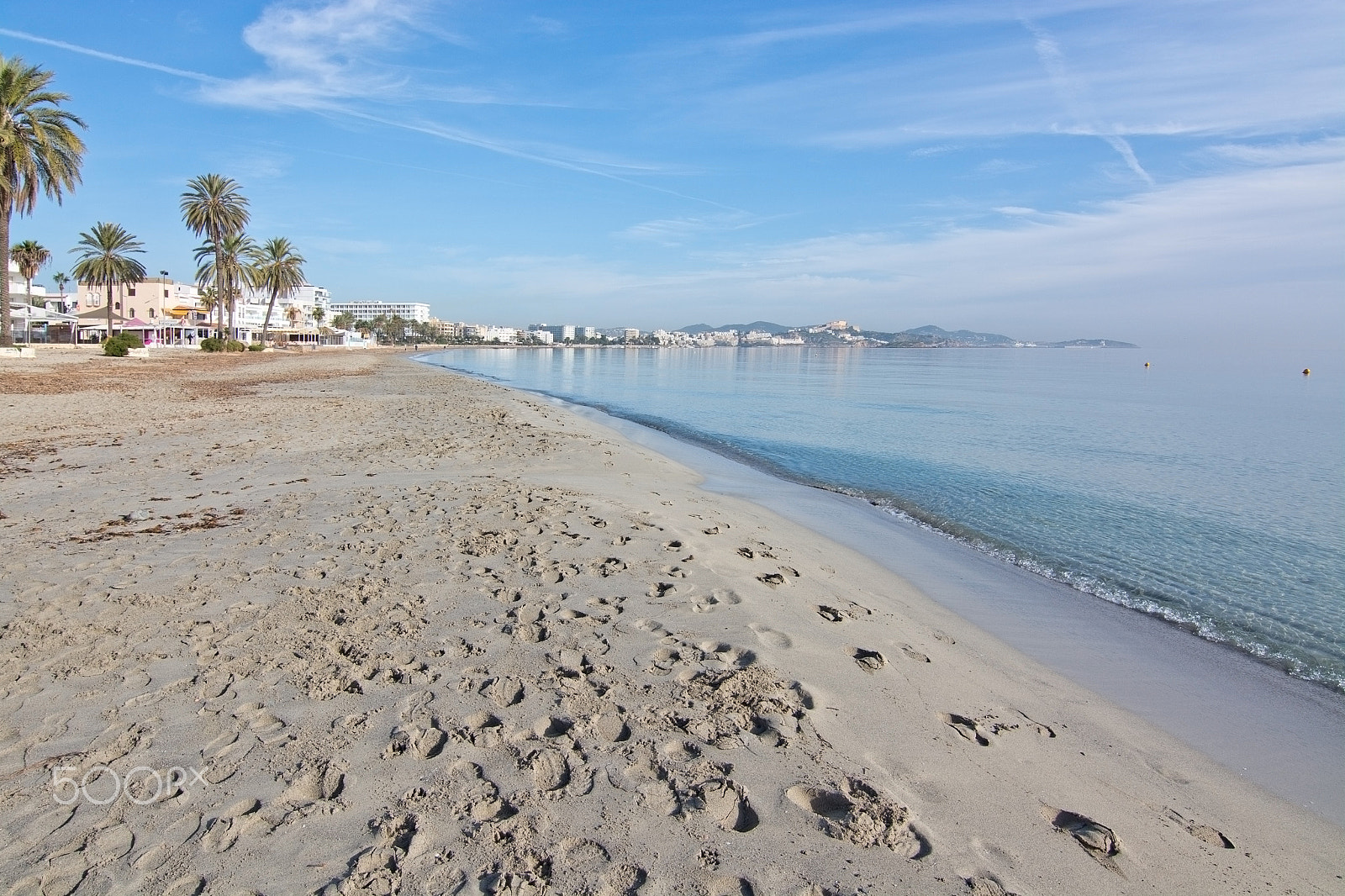 AF Zoom-Nikkor 24-50mm f/3.3-4.5 sample photo. Dreamy soft winter beach photography