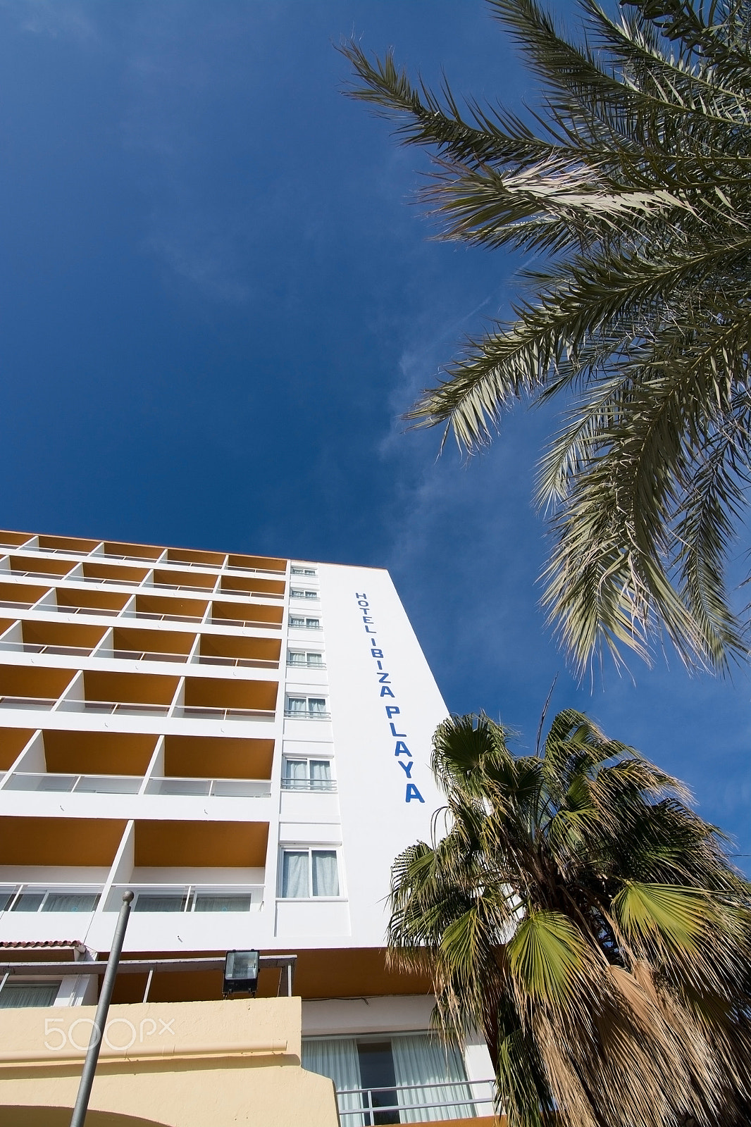 AF Zoom-Nikkor 35-105mm f/3.5-4.5 sample photo. Hotel ibiza playa photography
