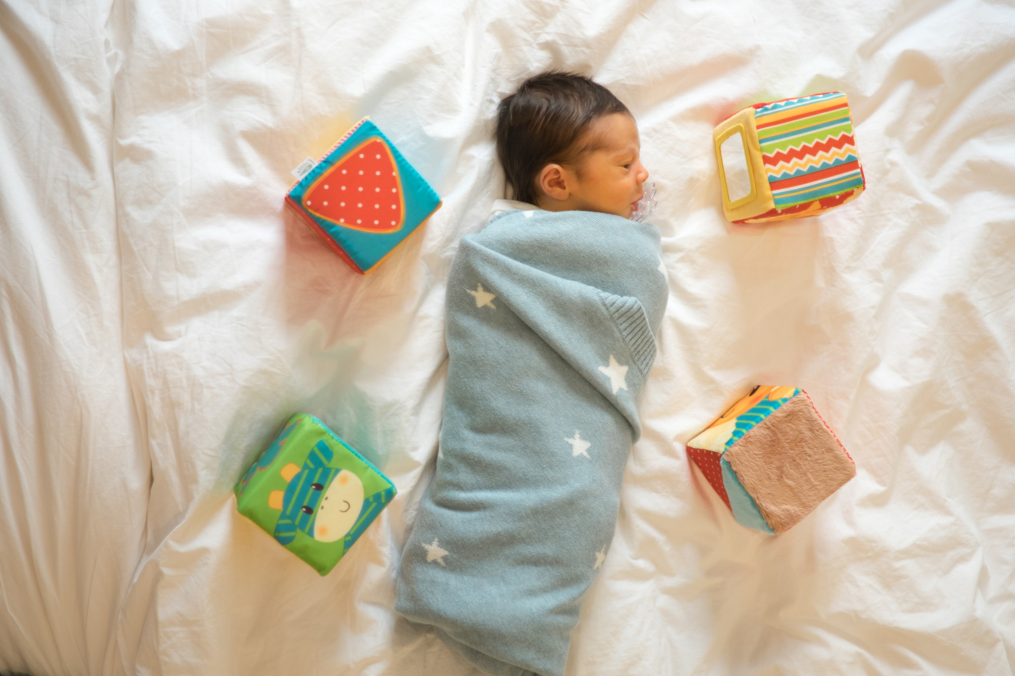 ZEISS Touit 32mm F1.8 sample photo. New born photography