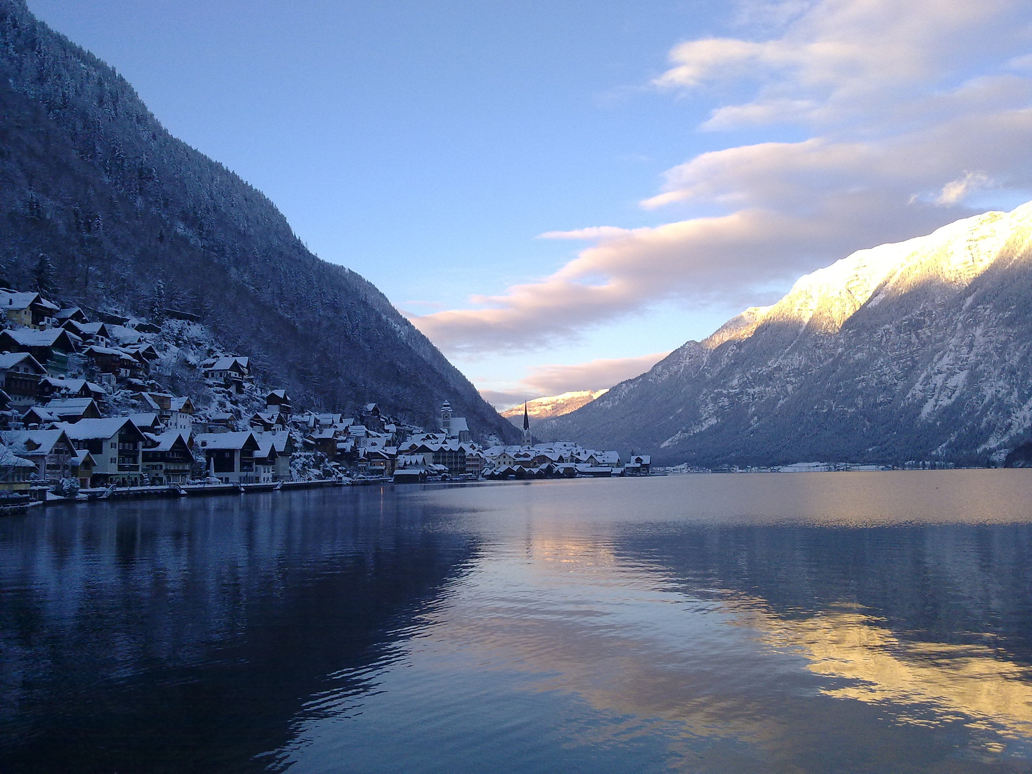 Nokia N97 mini sample photo. Hallstatt photography