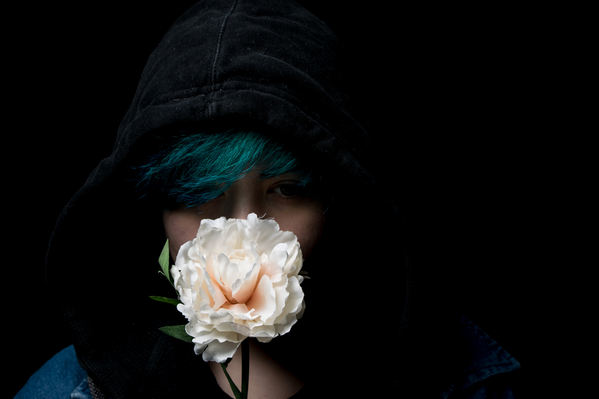 Sigma 70-200mm F2.8 EX DG OS HSM sample photo. Exploring femininity. photography