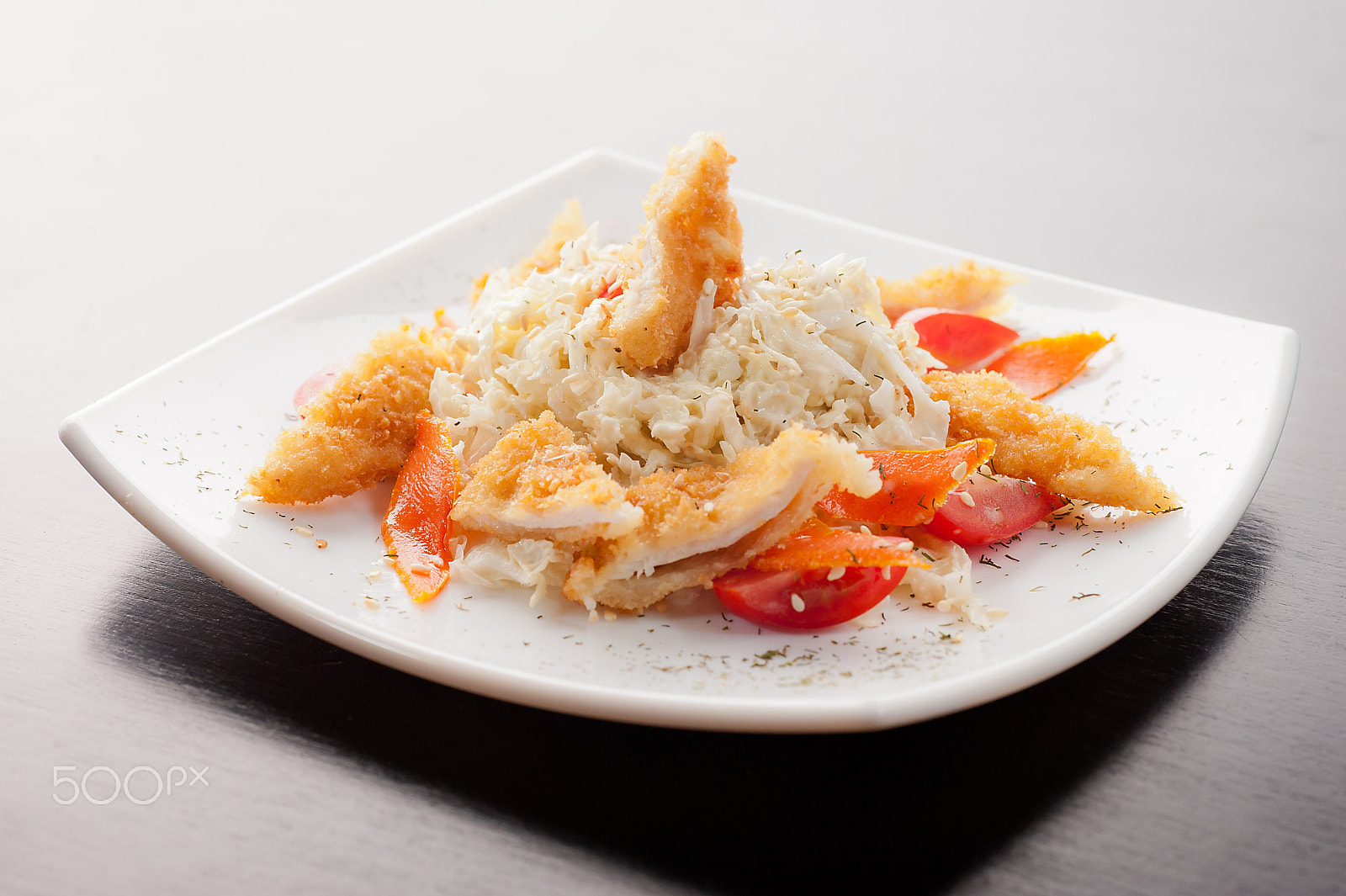 Nikon D3 + Nikon AF Micro-Nikkor 60mm F2.8D sample photo. Salad with chicken and tomato photography