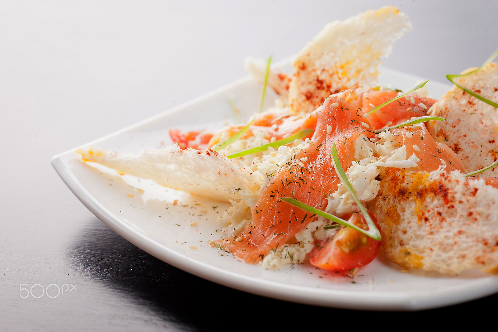 Nikon D3 + Nikon AF Micro-Nikkor 60mm F2.8D sample photo. Salmon salad with bread photography