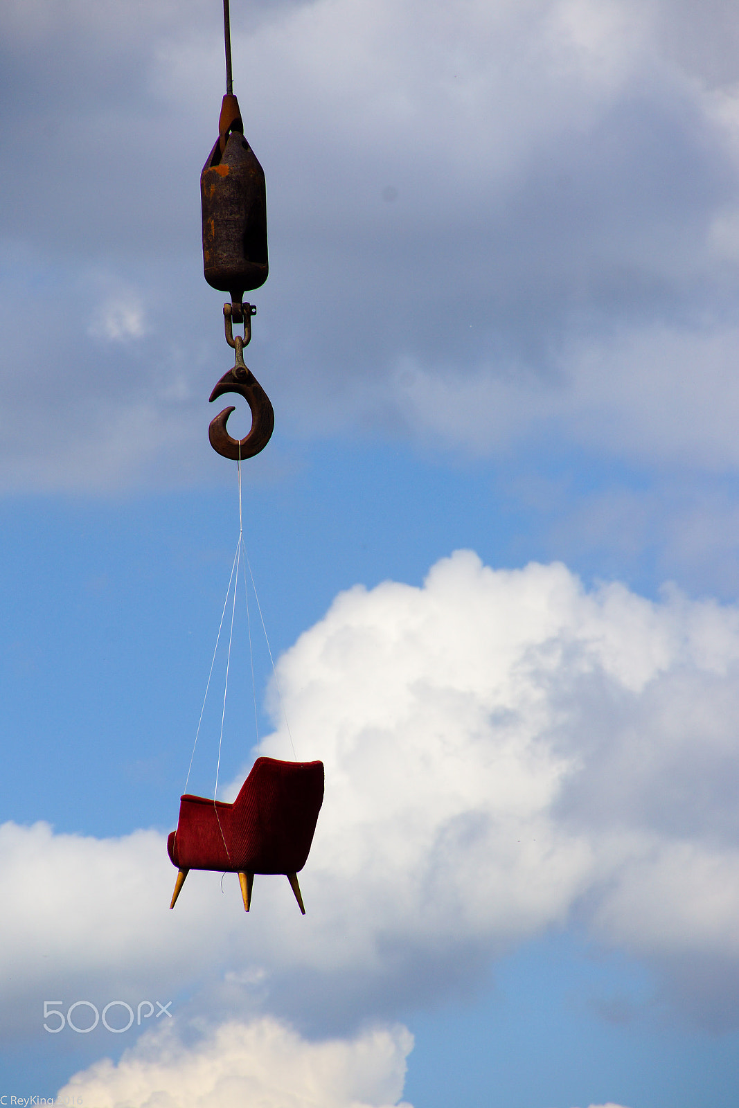 Sony SLT-A77 + DT 18-270mm F3.5-6.3 SSM sample photo. Flying chair photography