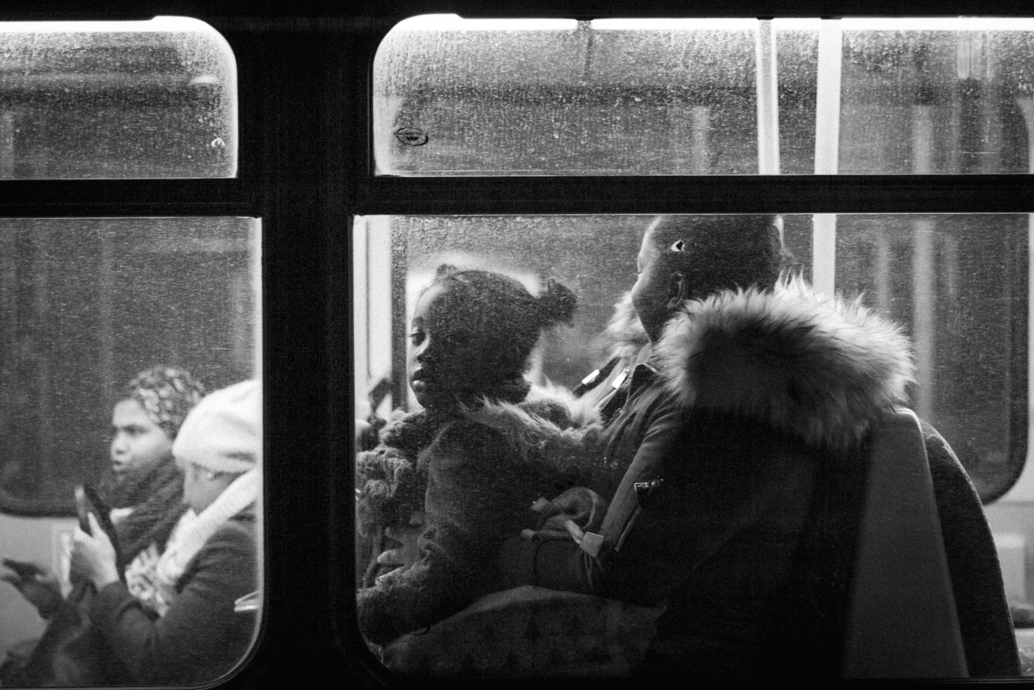 Summicron 1:2/50 Leitz sample photo. London life photography