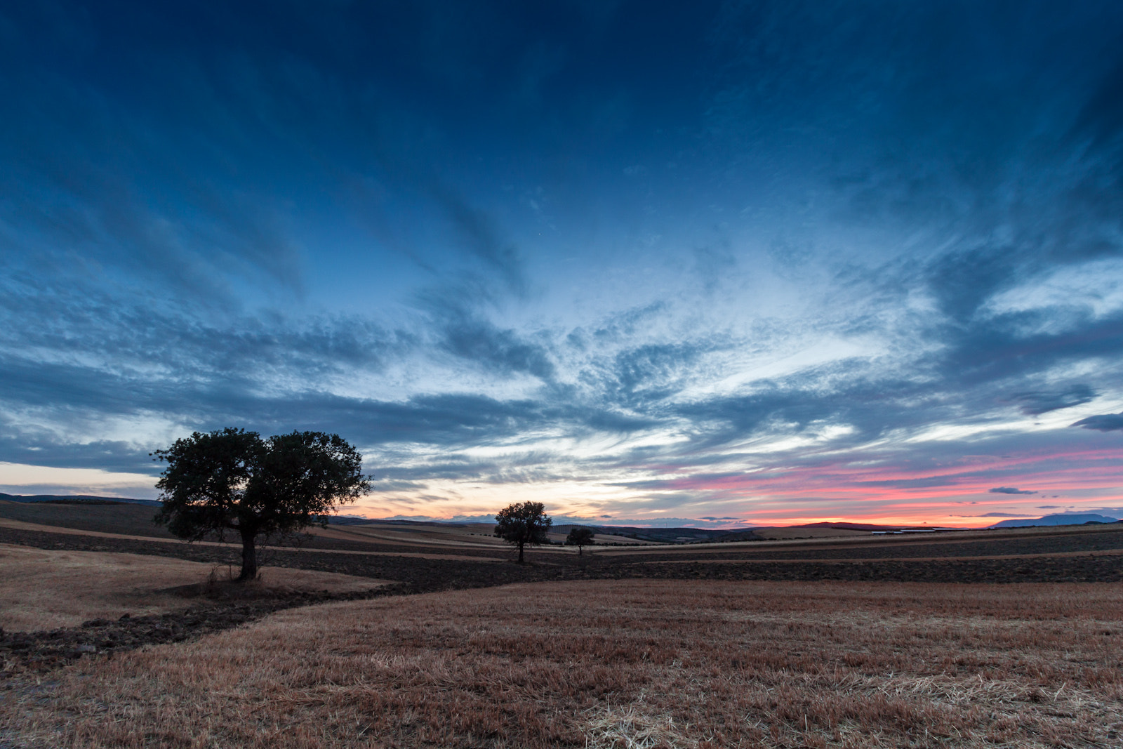 Canon EF-S 10-18mm F4.5–5.6 IS STM sample photo. Hacia el ocaso photography