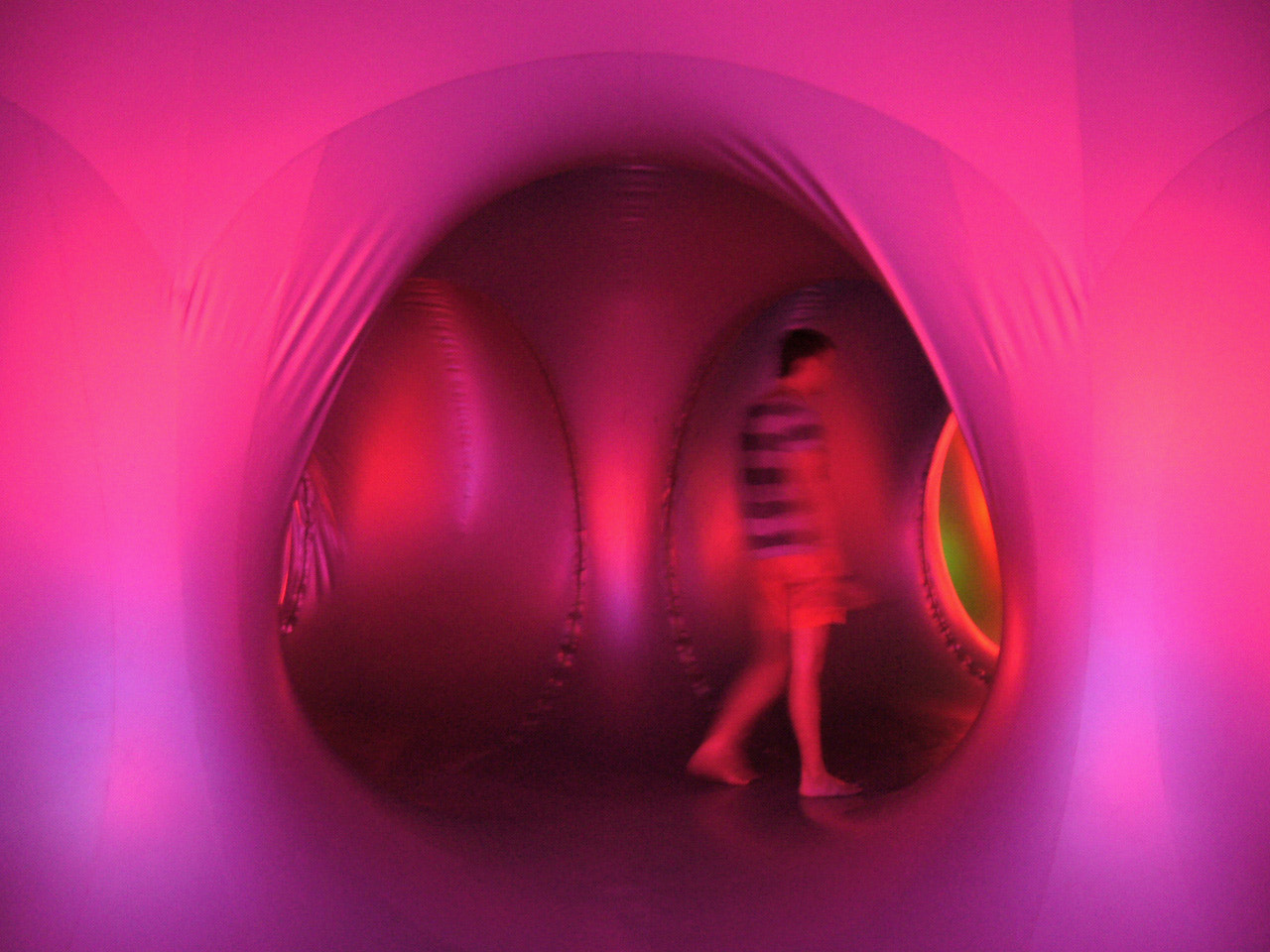 Panasonic DMC-LS2 sample photo. Luminarium v. photography