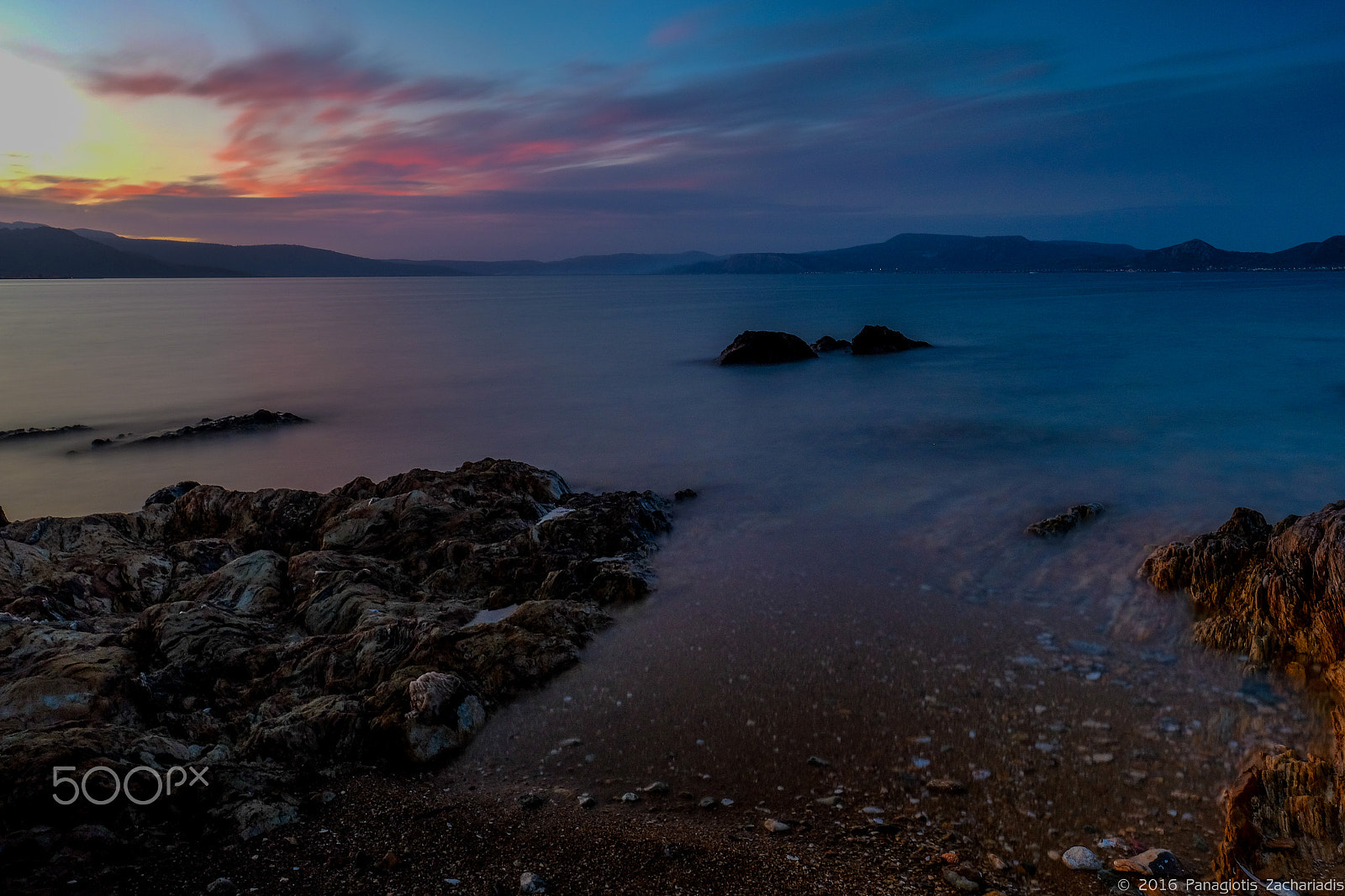 Fujifilm X-E2 + Fujifilm XF 16mm F1.4 R WR sample photo. Sunset in the bay photography