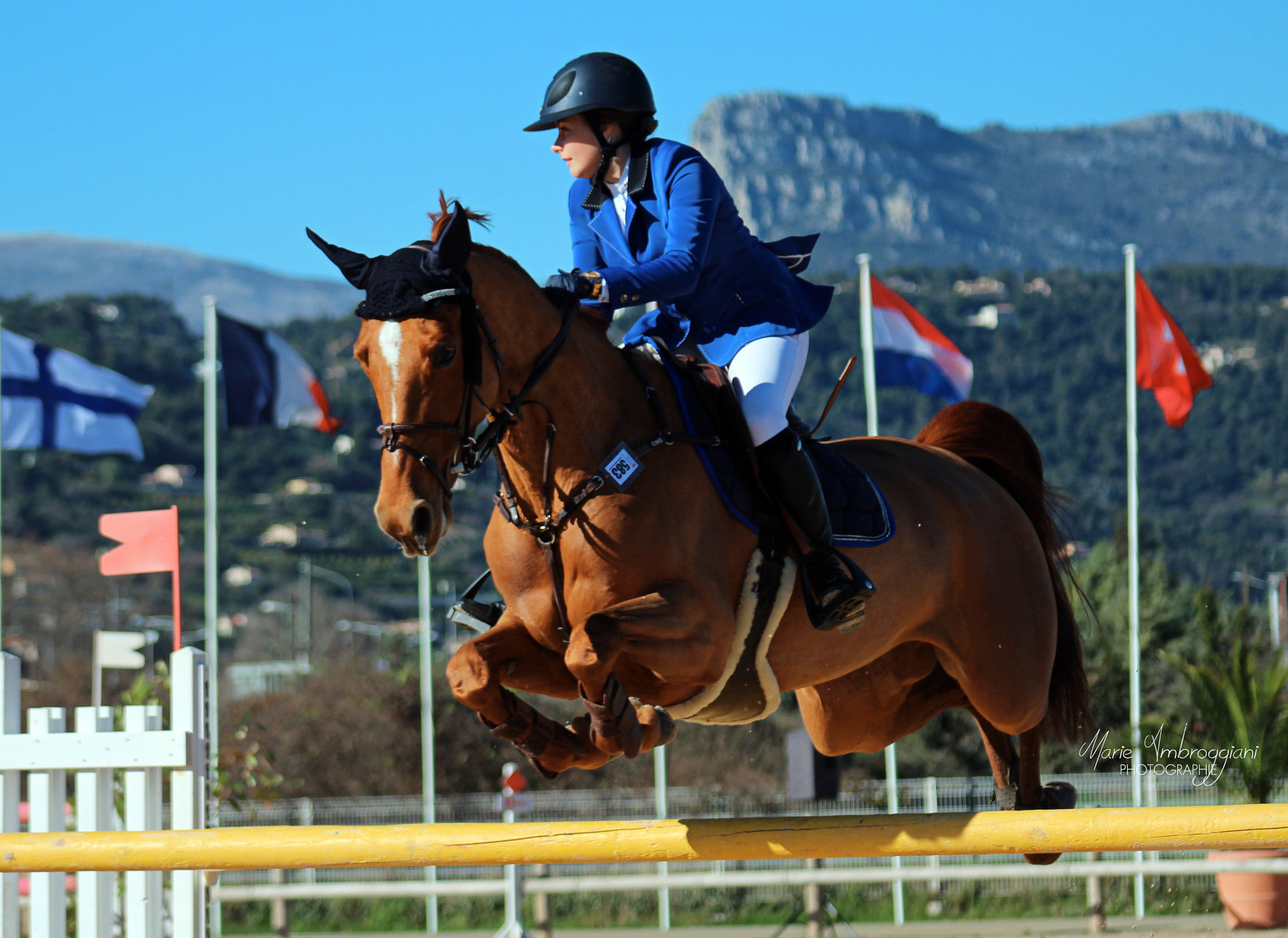Canon EF 100-300mm F4.5-5.6 USM sample photo. Some portrait / nice (fr) csi 1* photography