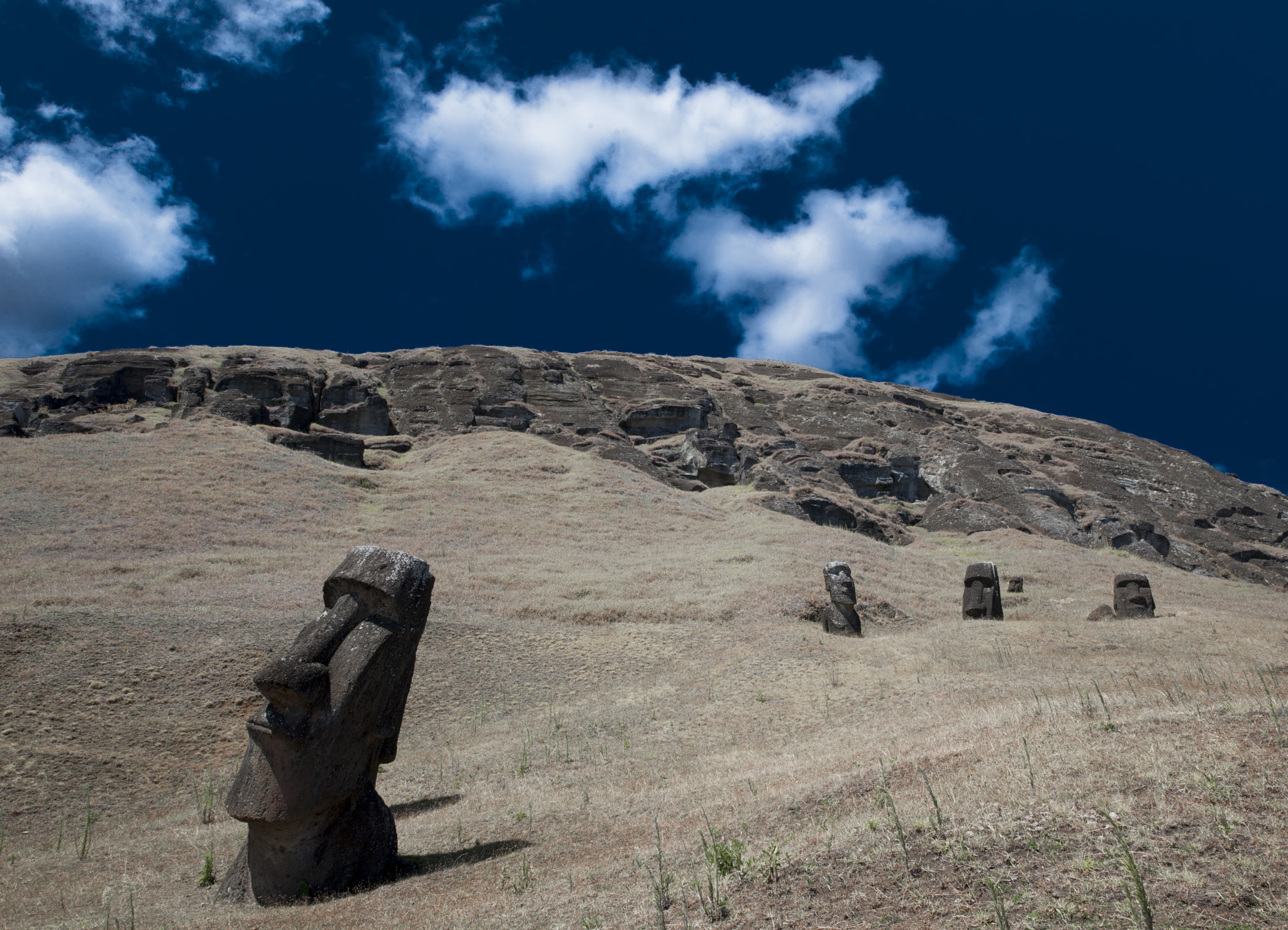 Sigma 12-24mm F4.5-5.6 II DG HSM sample photo. Easter island moai heads photography