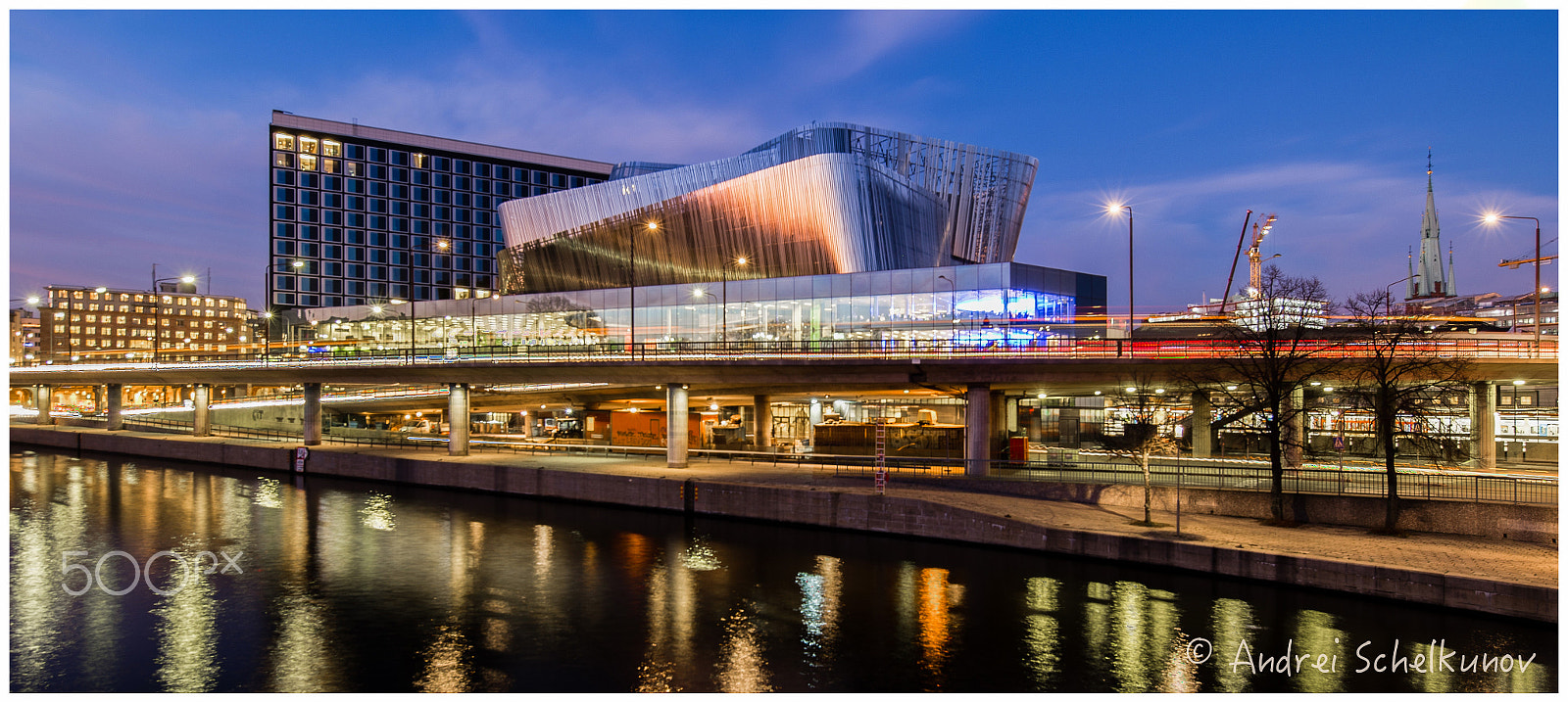 Canon TS-E 17mm F4L Tilt-Shift sample photo. Radisson blu waterfront hotel photography