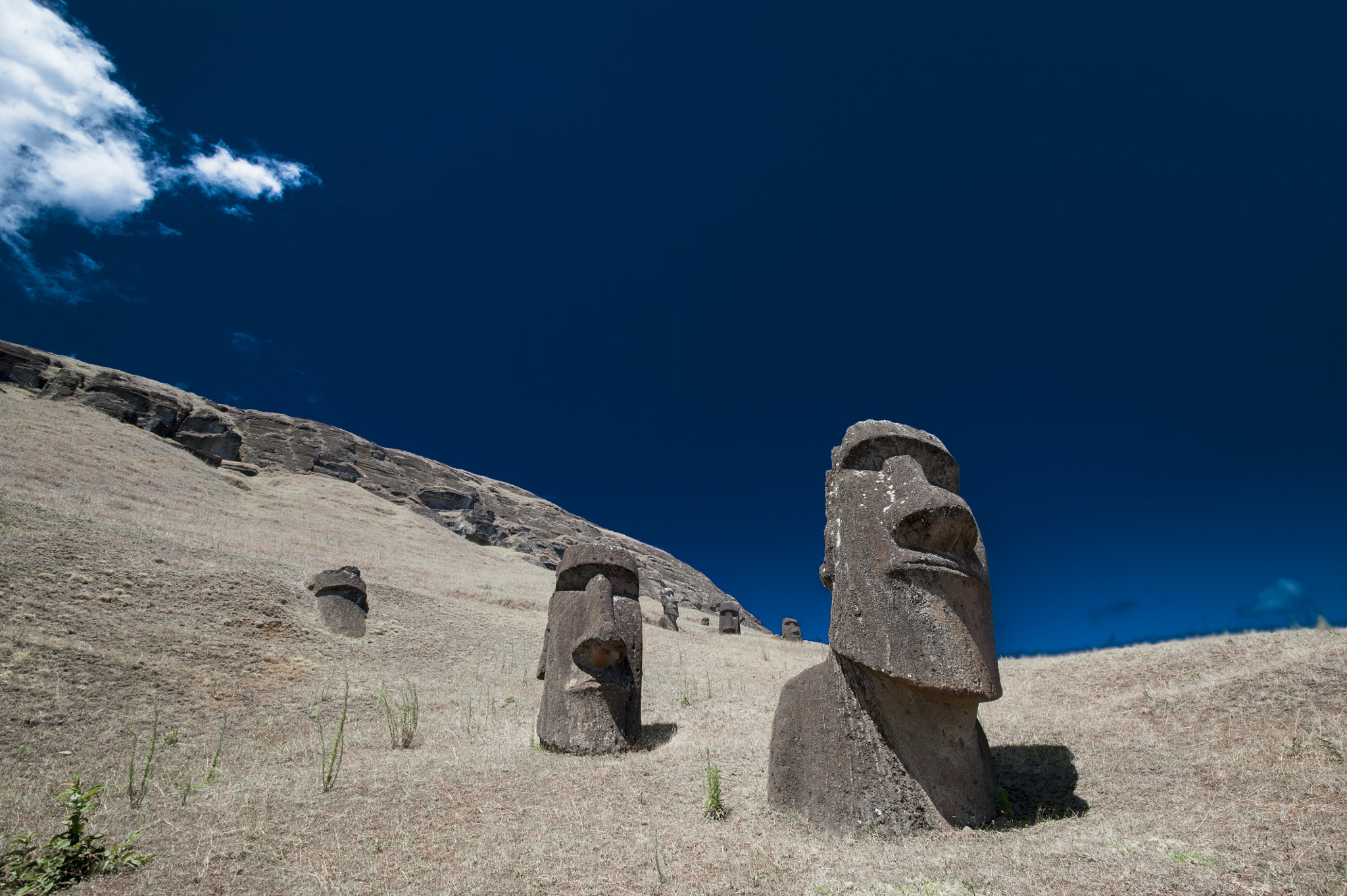 Sigma 12-24mm F4.5-5.6 II DG HSM sample photo. Easter island moai heads photography